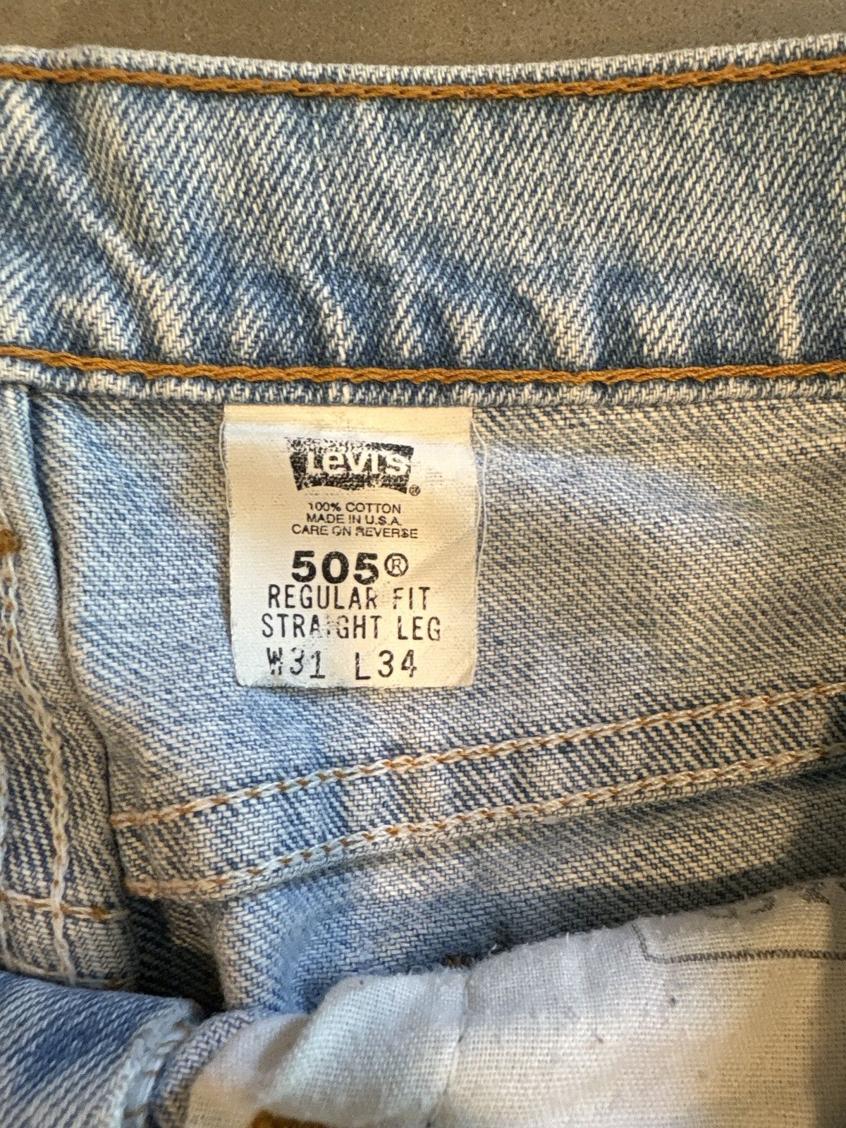 Levi's × Vintage Size 29x28 Vintage 90s Levi's 505 Faded Blue Jeans Size US 29 - 12 Thumbnail