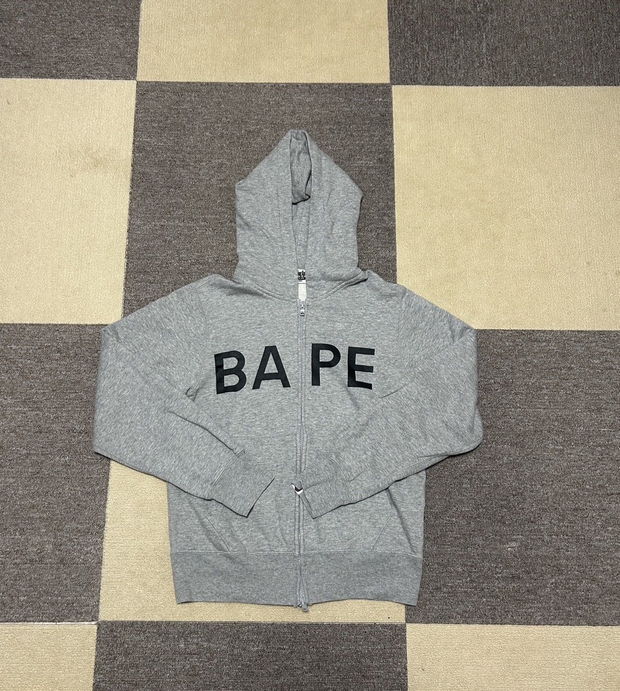 Bape Bape Gray Spell Out Zip Hoodie Size US S / EU 44-46 / 1 - 1 Thumbnail