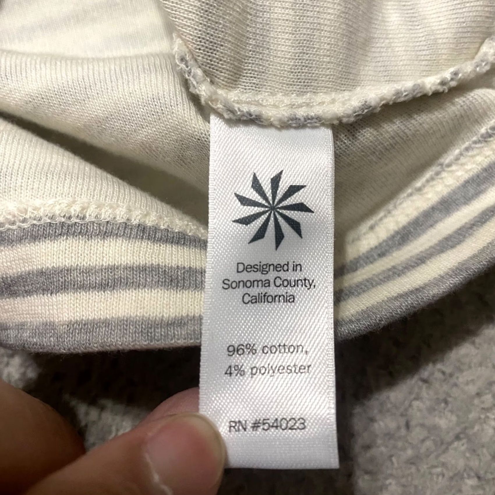Athleta NWT Athleta Womens 2XS Sweatshirt Dress Gray Striped Ease Up French Terry New Shirt Womens 2XS Gray Striped Sweatshirt Dress Athleta NWT Size XXS / US 00 / IT 34 - 6 Thumbnail