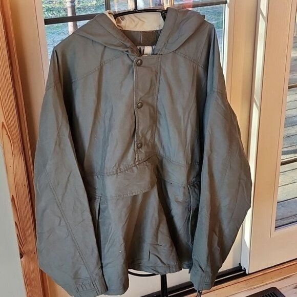 Eastern Mountain Sports Eastern Mountain Sports EMS Waterproof Hooded Cinched Pocket Size US XL / EU 56 / 4 - 4 Thumbnail