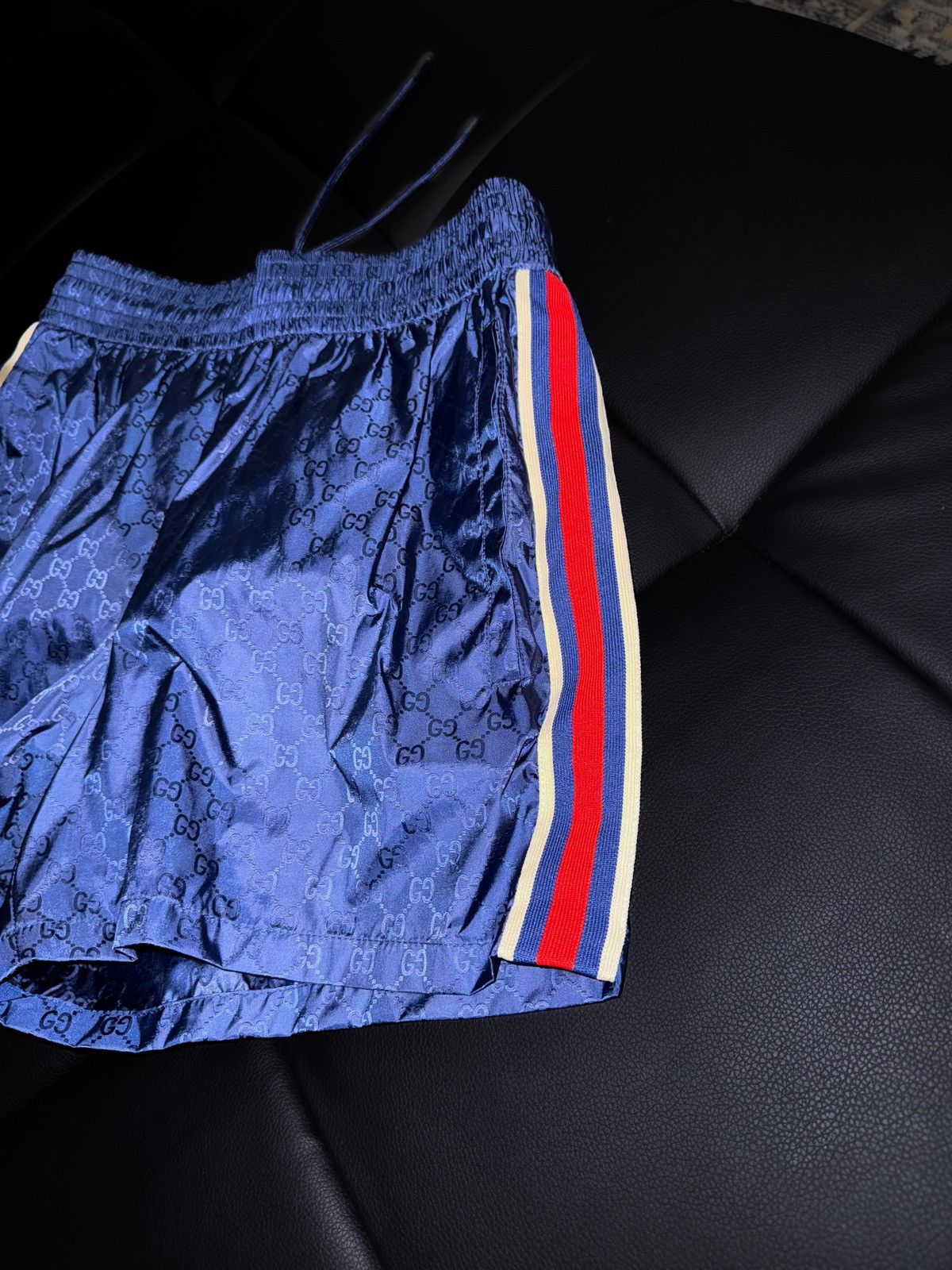 Gucci Gucci web swim shorts sz 46 Size US 31 - 3 Thumbnail