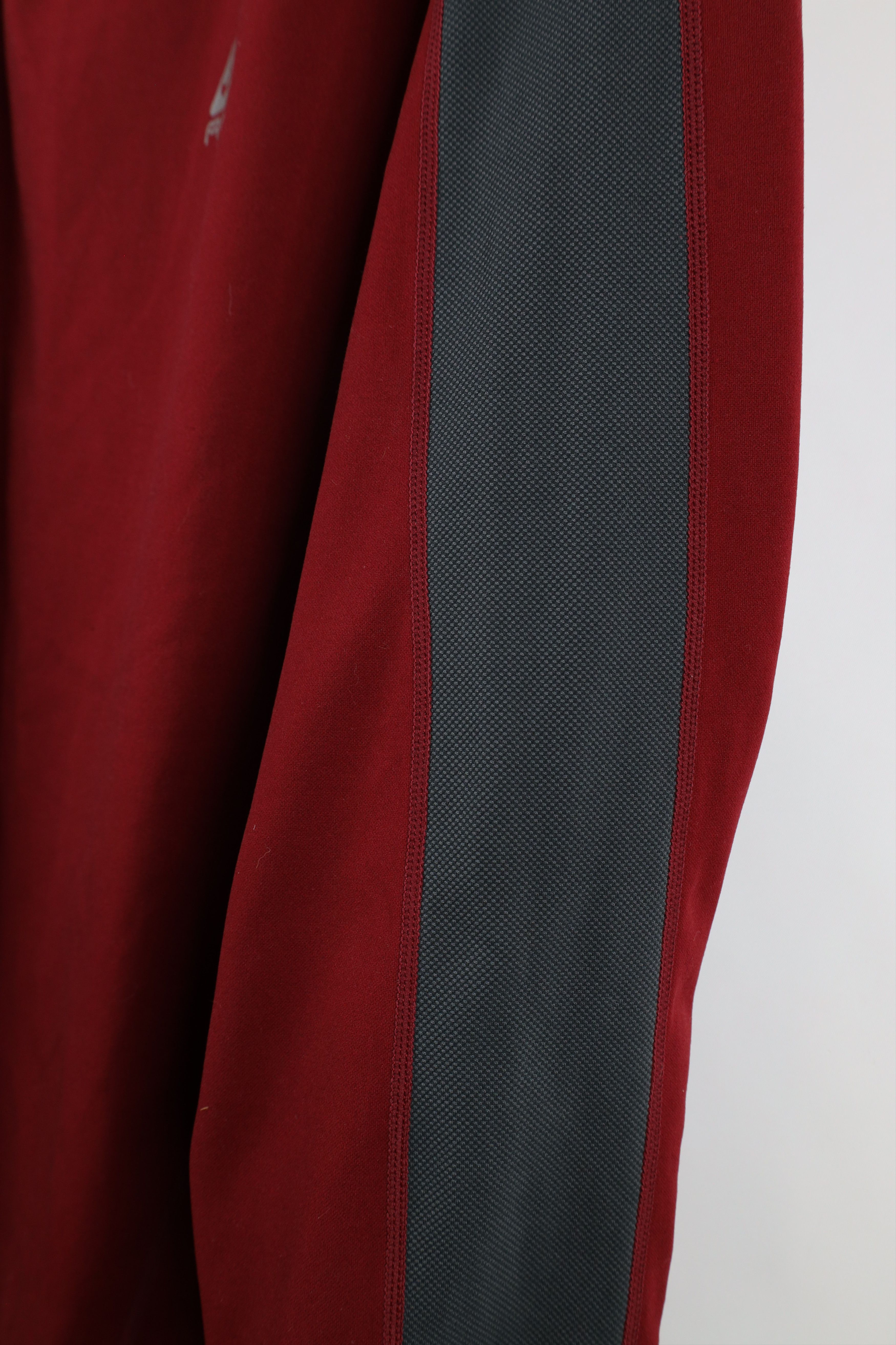 Nike × Vintage Vintage Nike ACG Mini Swoosh Knit Long Sleeve T-Shirt Red Size US XXL / EU 58 / 5 - 6 Thumbnail