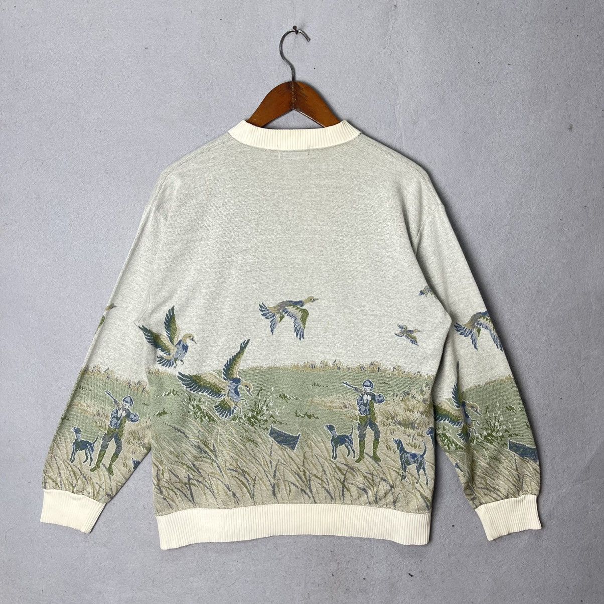 Japanese Brand Vintage Japanese Hunting Tapestry Crewneck Size US L / EU 52-54 / 3 - 5 Thumbnail