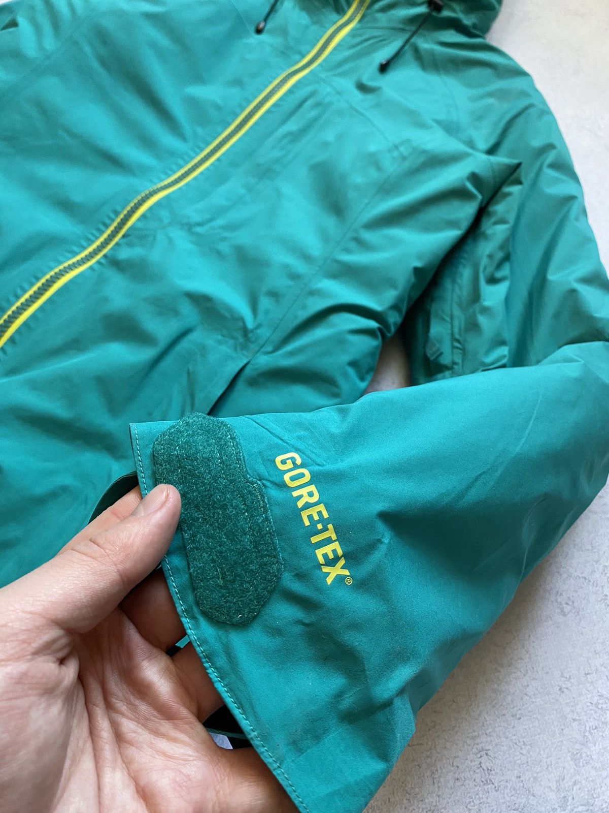 Burton Burton AK Womens Gore-Tex Turquoise Ski Down Jacket Size L Size L / US 10 / IT 46 - 11 Thumbnail