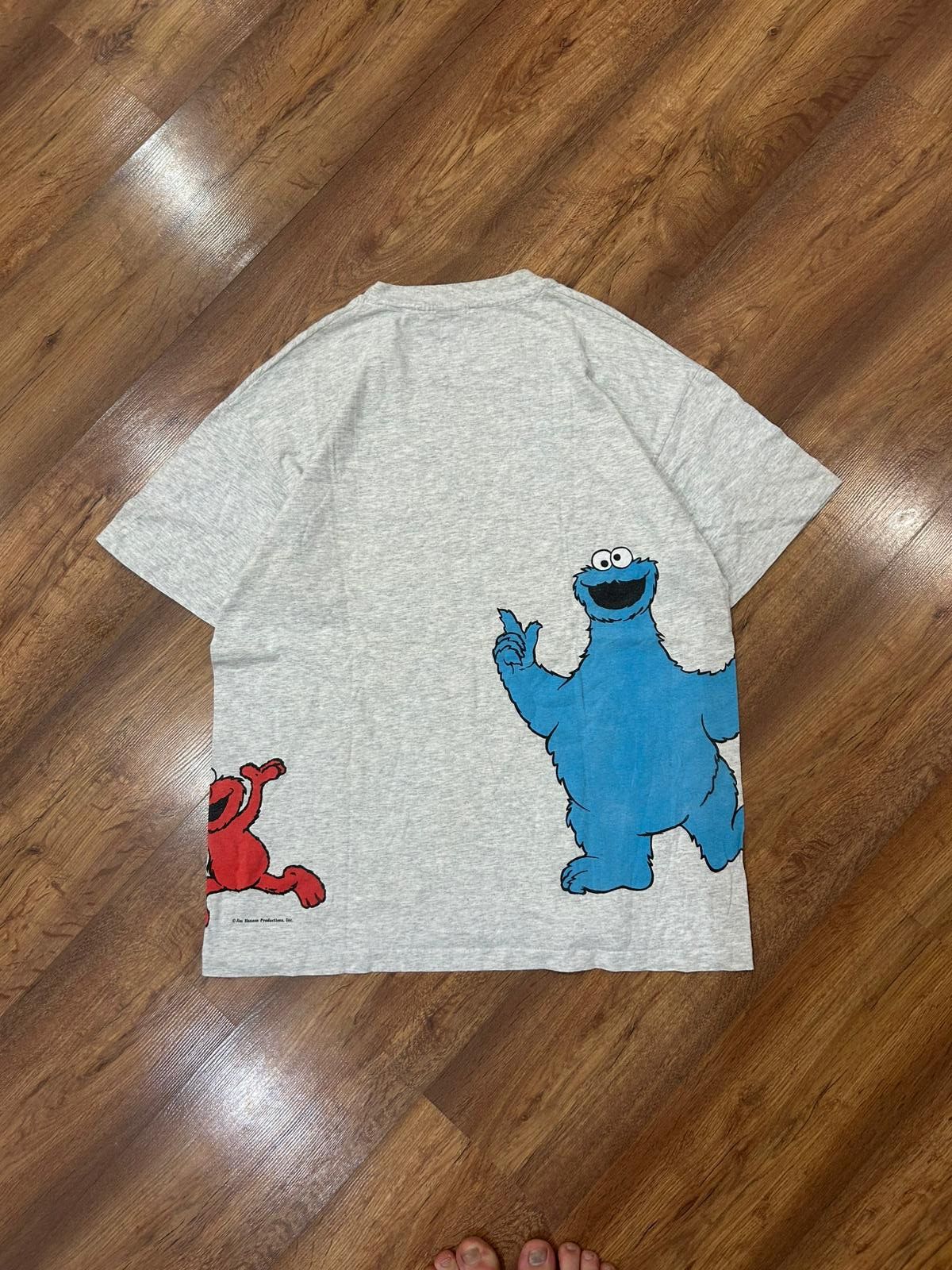 Vintage Vintage Sesame Street Tee Bert Ernie Cookie Monster Size US XL / EU 56 / 4 - 7 Thumbnail