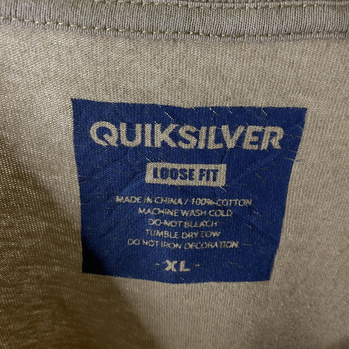 Quiksilver Quiksilver Loose Fit Box Logo Surf Style Tee Size US XL / EU 56 / 4 - 4 Thumbnail