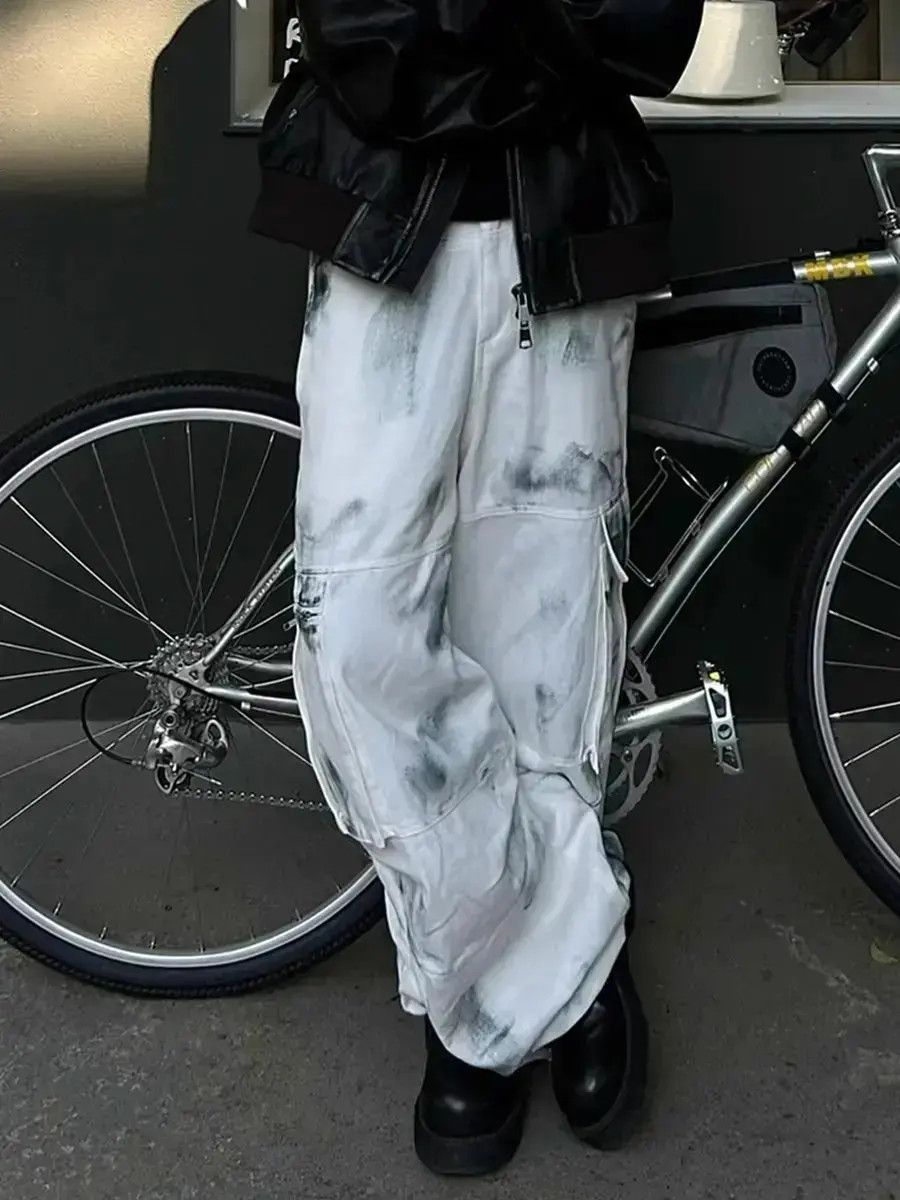 Japanese Brand Loose straight leg multi pocket dirty dyed jeans Size US 32 / EU 48 - 1 Thumbnail
