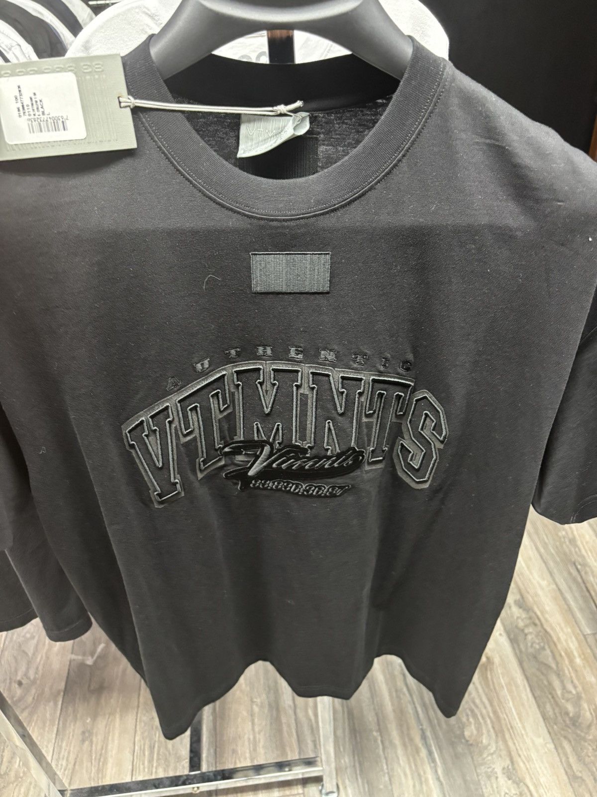 Vetements Authentic vetements black t-shirt Size US L / EU 52-54 / 3 - 1 Thumbnail