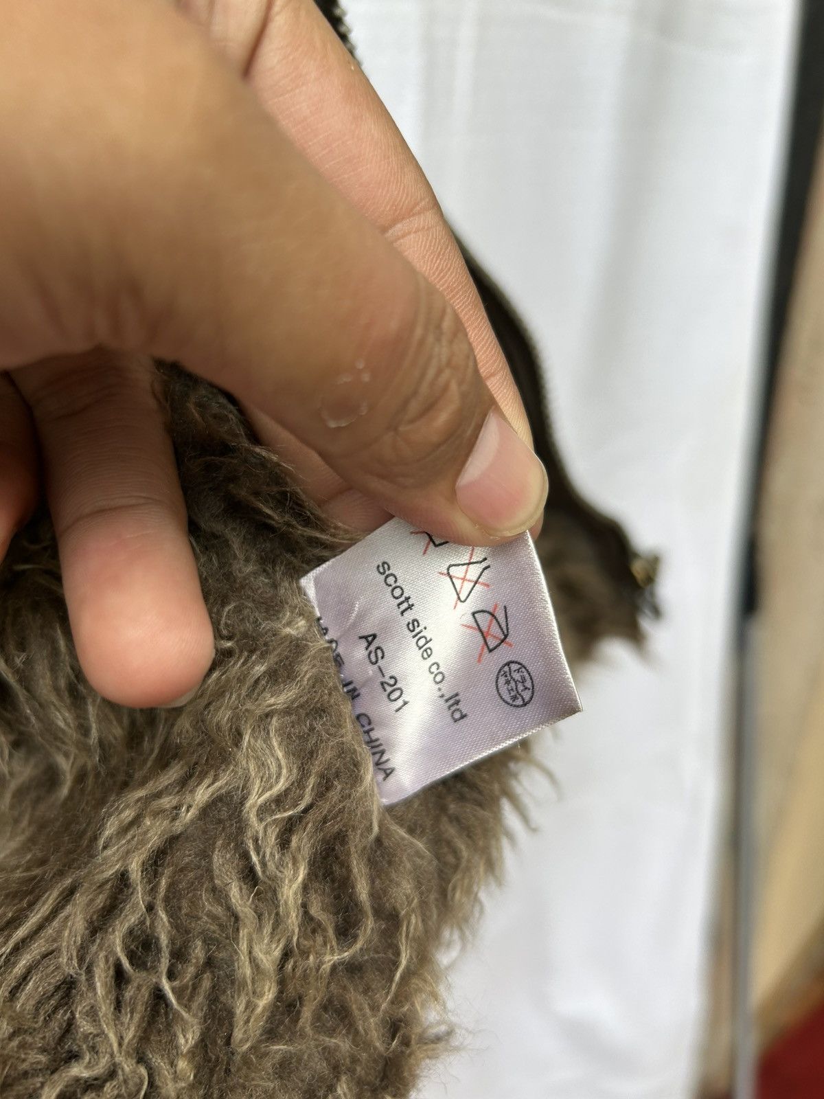 Japanese Brand Faux fur zip jacket Ifsixwasnine kmrii styled Size US L / EU 52-54 / 3 - 16 Thumbnail