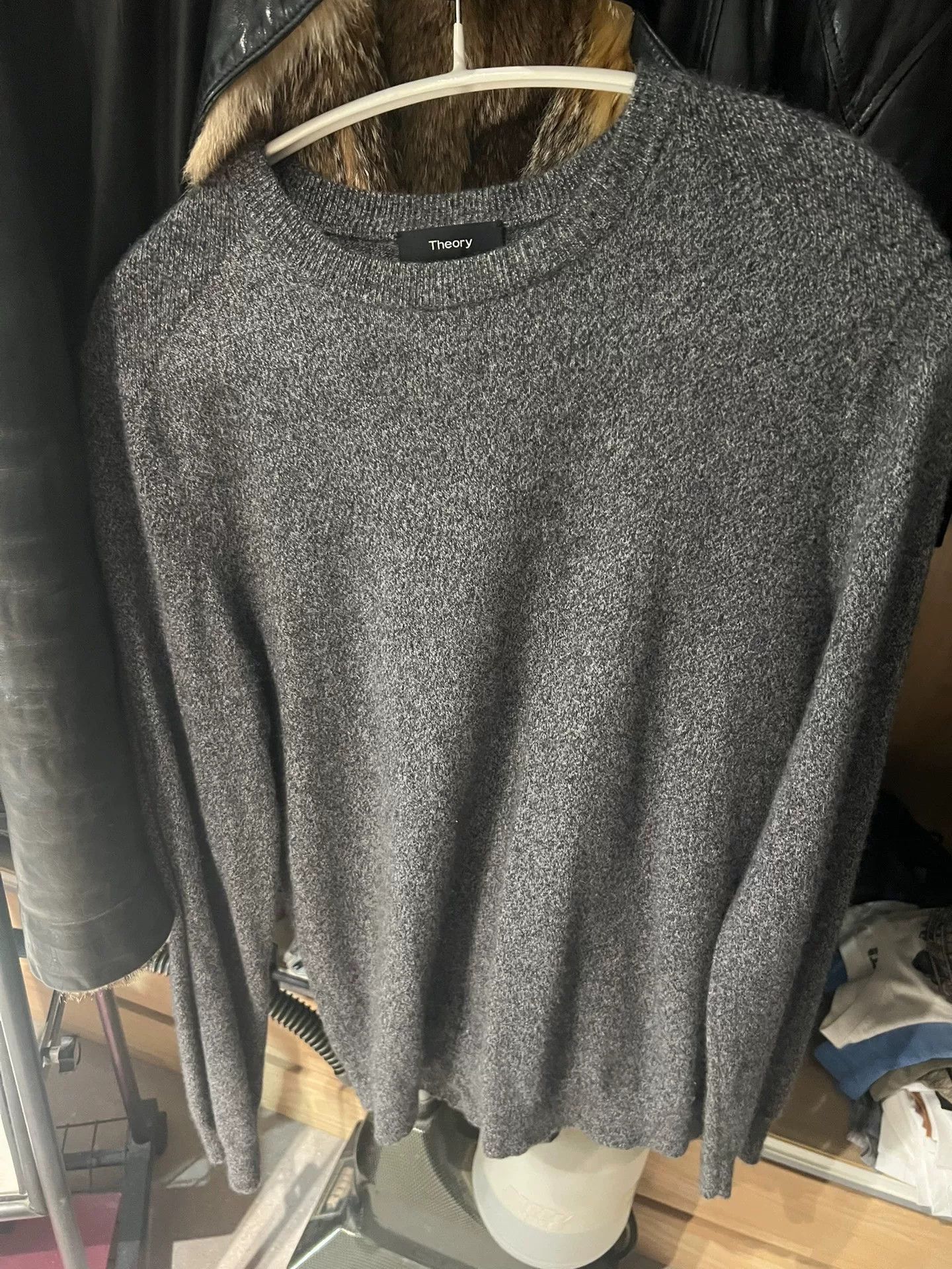 Theory Gray Cashmere Crew Neck Sweater Size S / US 4 / IT 40 - 1 Thumbnail