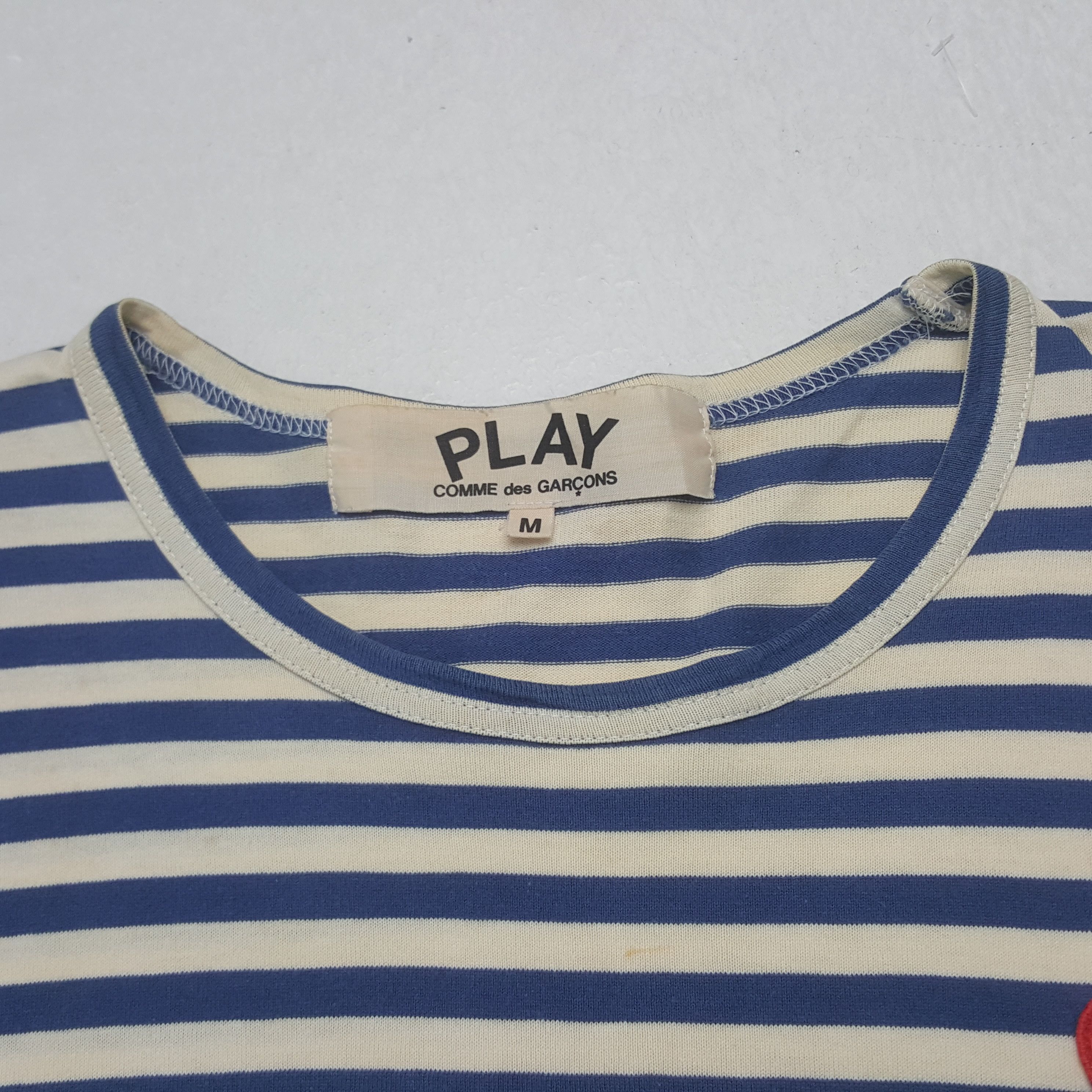 Comme des Garcons PLAY Vintage Play Comme des Garcons Designer Tshirt C301N49 Size US M / EU 48-50 / 2 - 4 Thumbnail