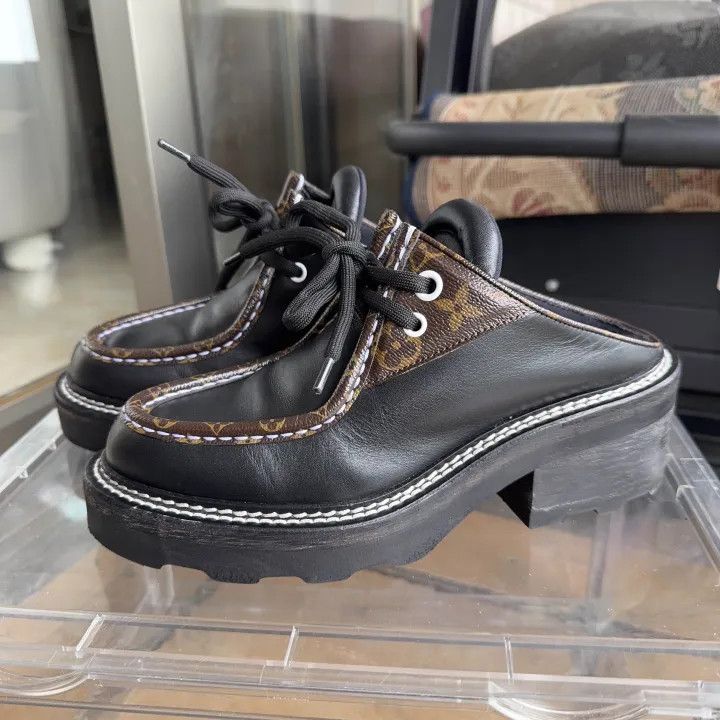 Louis Vuitton Louis Vuitton Beaubourg Black Slip-On Shoes 0079 Size US 7 / IT 37 - 1 Thumbnail