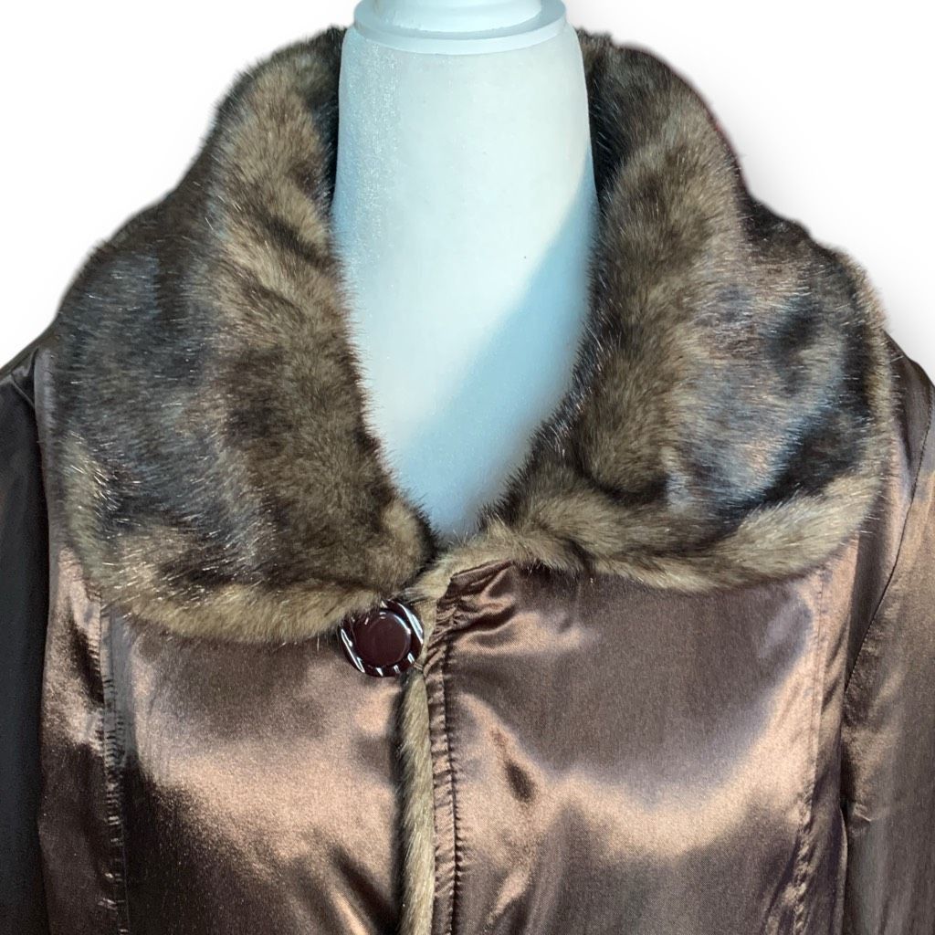 Vintage Vintage Tally-Ho Reversible Faux Fur Button Front Coat Brown Size L / US 10 / IT 46 - 10 Thumbnail