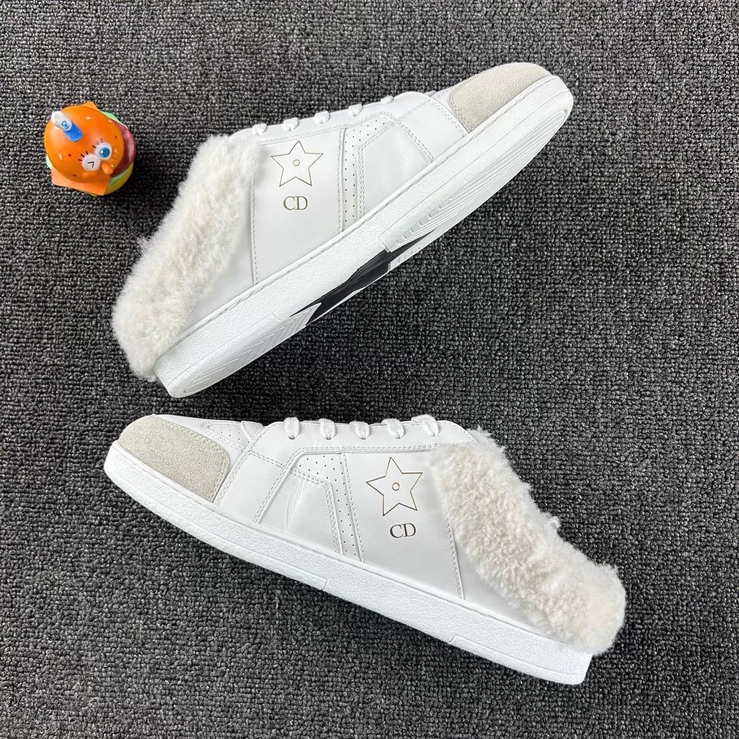 Dior Dior White Star Shearling Lining Slide 38.5 HB6516 Size US 8 / IT 38 - 3 Thumbnail