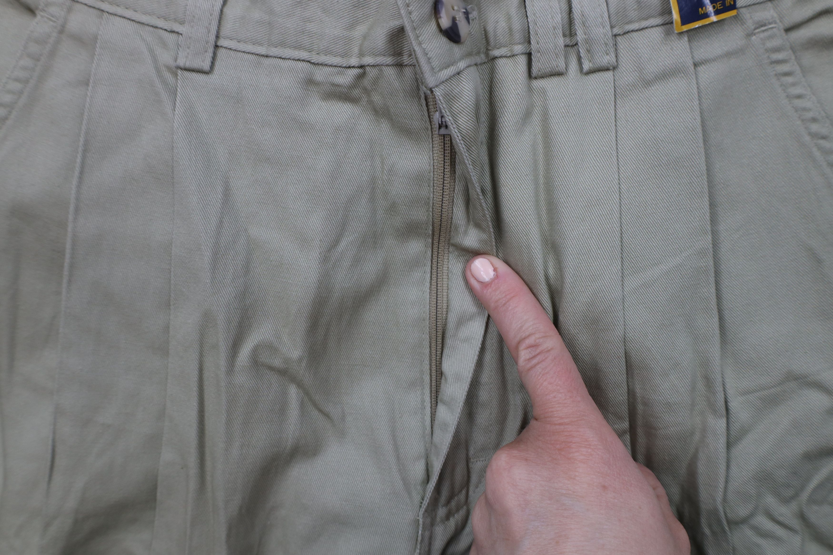 Vintage Deadstock Vintage 90s Streetwear Chino Shorts Beige Cotton Size US 30 / EU 46 - 5 Thumbnail