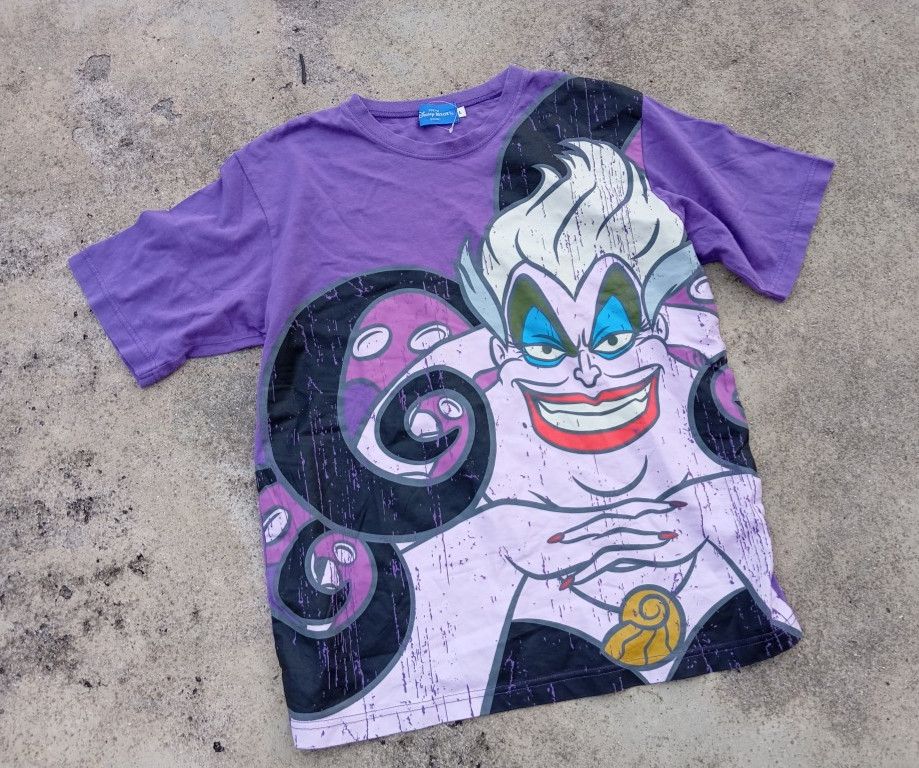 Disney The Little Mermaid ~ Ursula 🐙 Tshirt Cartoon Disney 🏰 Size US M / EU 48-50 / 2 - 2 Thumbnail
