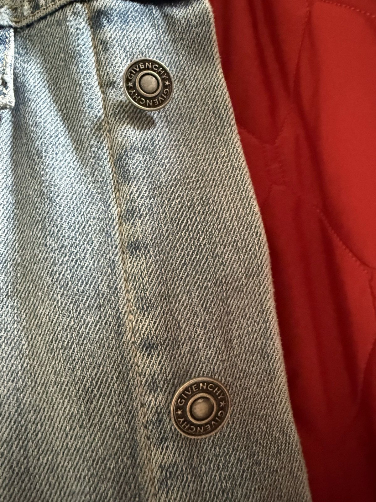 Givenchy Givenchy FW16 Hybrid Distressed Denim Jacket Quilted Sleeves Size US XL / EU 56 / 4 - 5 Thumbnail