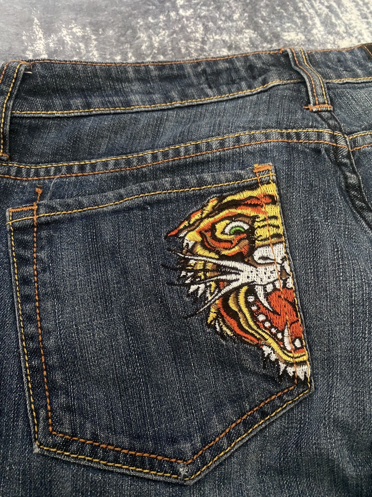 Ed Hardy Vintage ed hardy drip women denim tiger on pockets Size 29" - 7 Thumbnail
