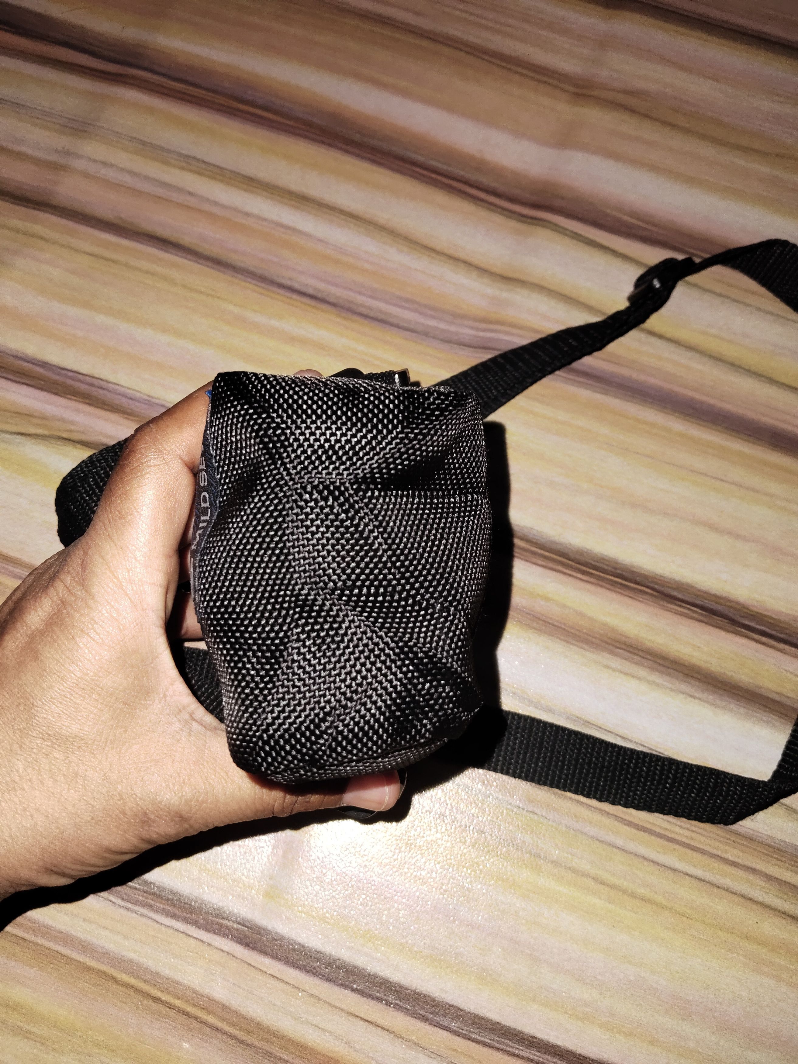 The Unbranded Brand MILD SEVEN Cigarette Sling Bag Size ONE SIZE - 6 Thumbnail