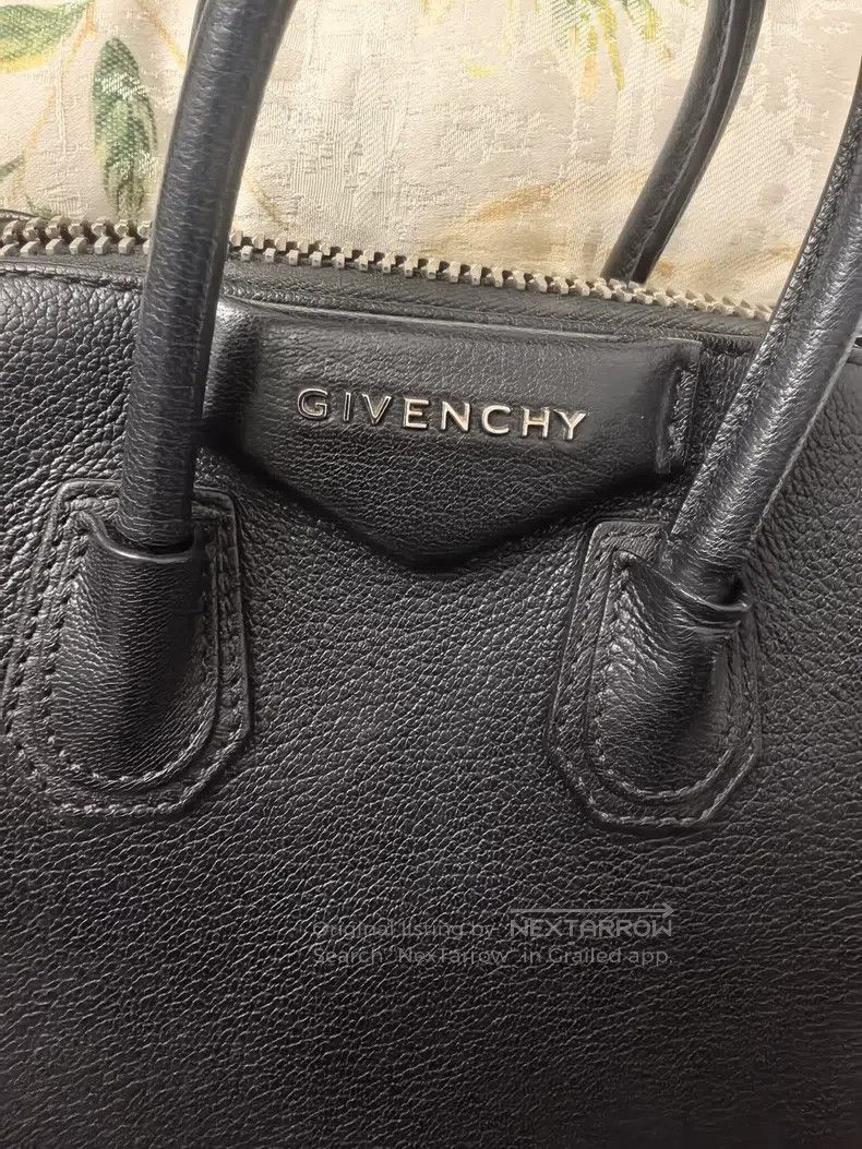 Givenchy Givenchy Classic Bag Size ONE SIZE - 6 Thumbnail