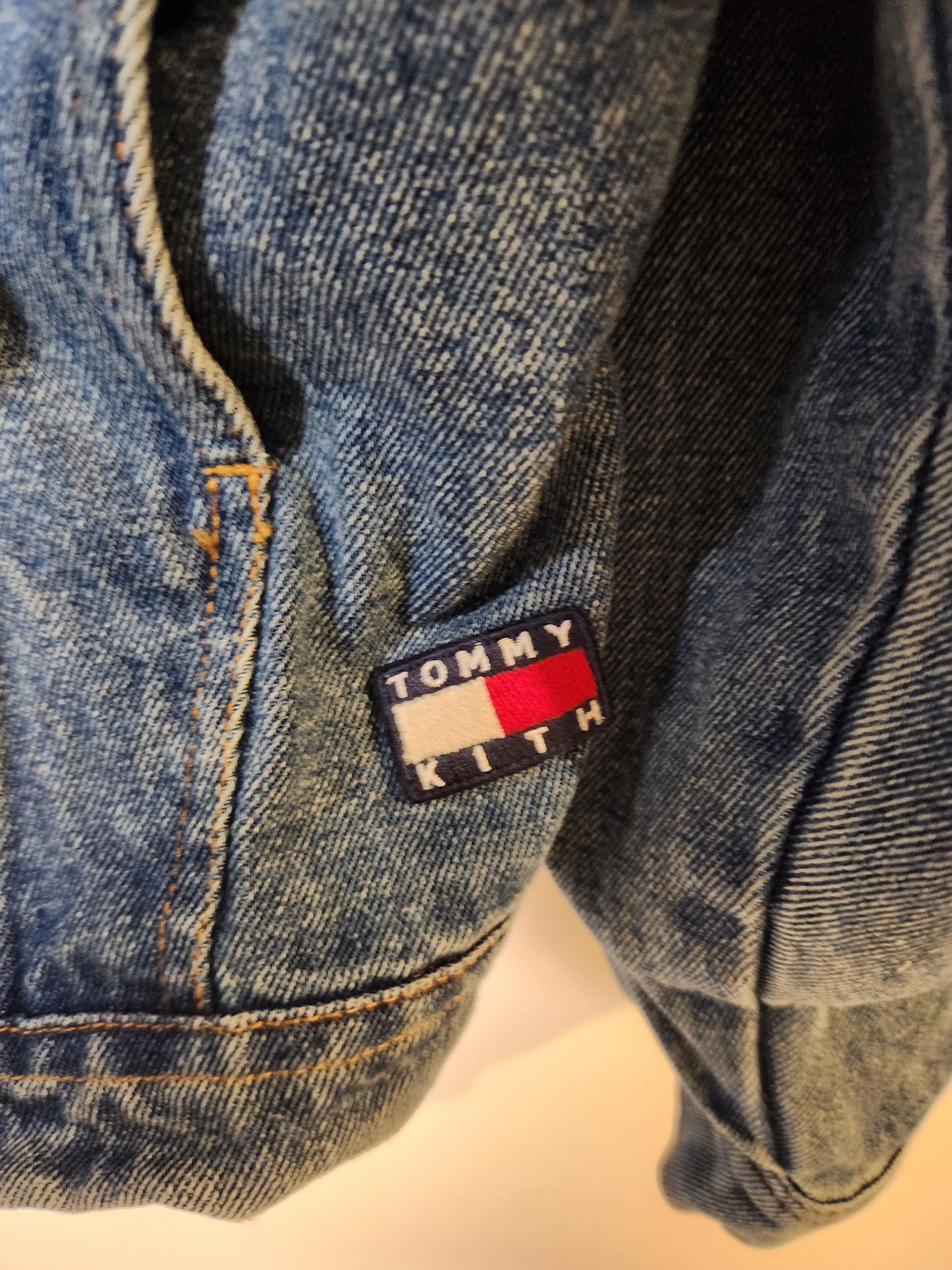 Kith × Tommy Hilfiger Tommy hilfiger kith denim jean jacket mens sz M 120cm coat Size US M / EU 48-50 / 2 - 5 Thumbnail