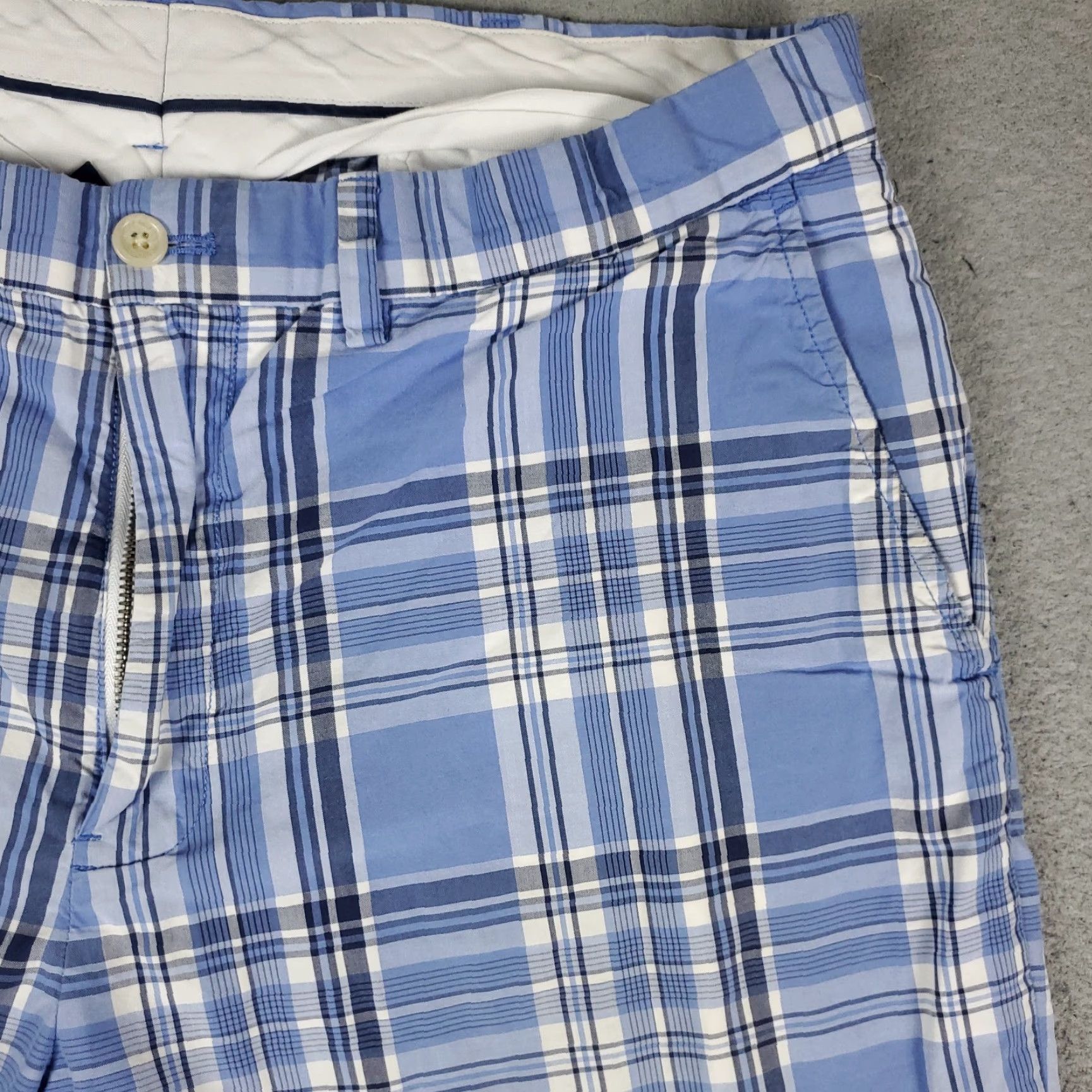 Ralph Lauren Ralph Lauren Shorts Mens Size 34 Blue White Plaid Casual Flat Front Chino Pants Shirt? Size US 34 / EU 50 - 4 Thumbnail
