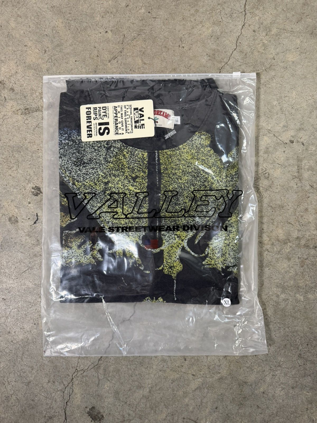 Vale Vale Forever Gravedigger Long-Sleeve ‘Black’ Size US XL / EU 56 / 4 - 7 Thumbnail