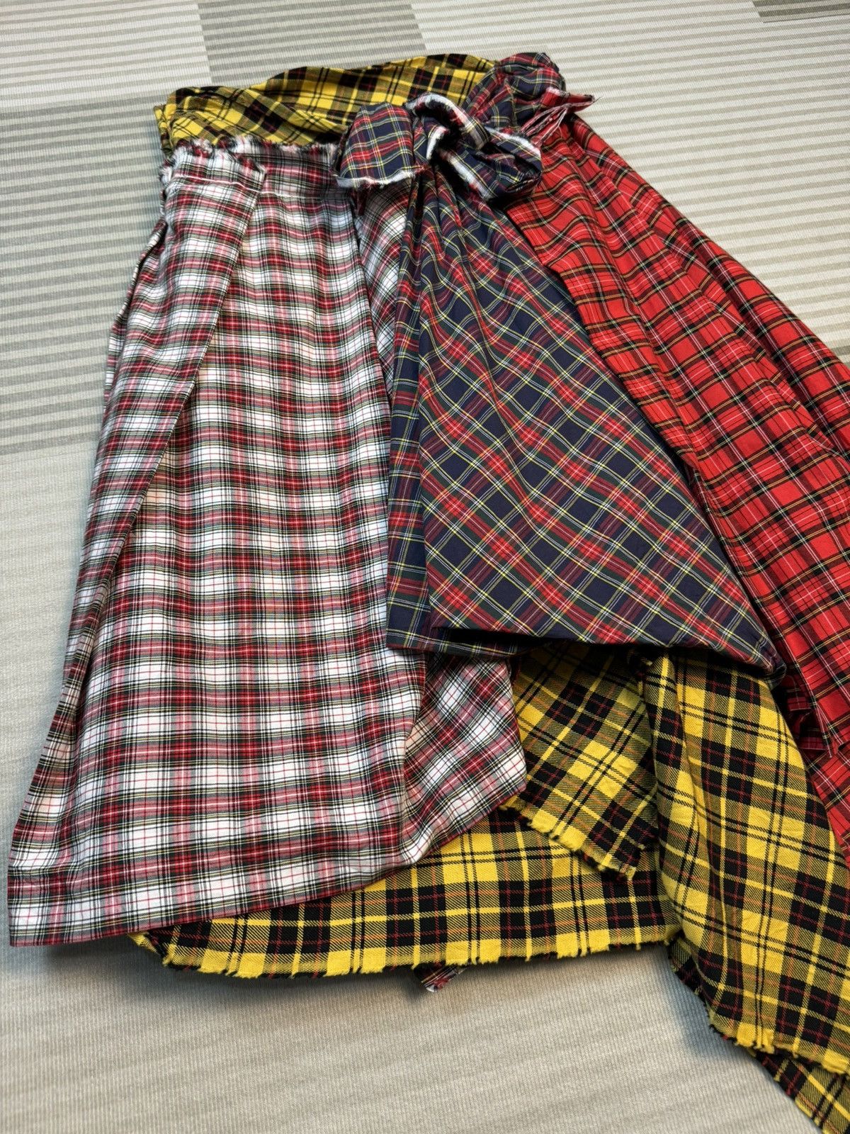 Comme des Garcons Comme Des Garcons Patchwork Skirt AD2005 Runway Collection Size 28" / US 6 / IT 42 - 3 Thumbnail