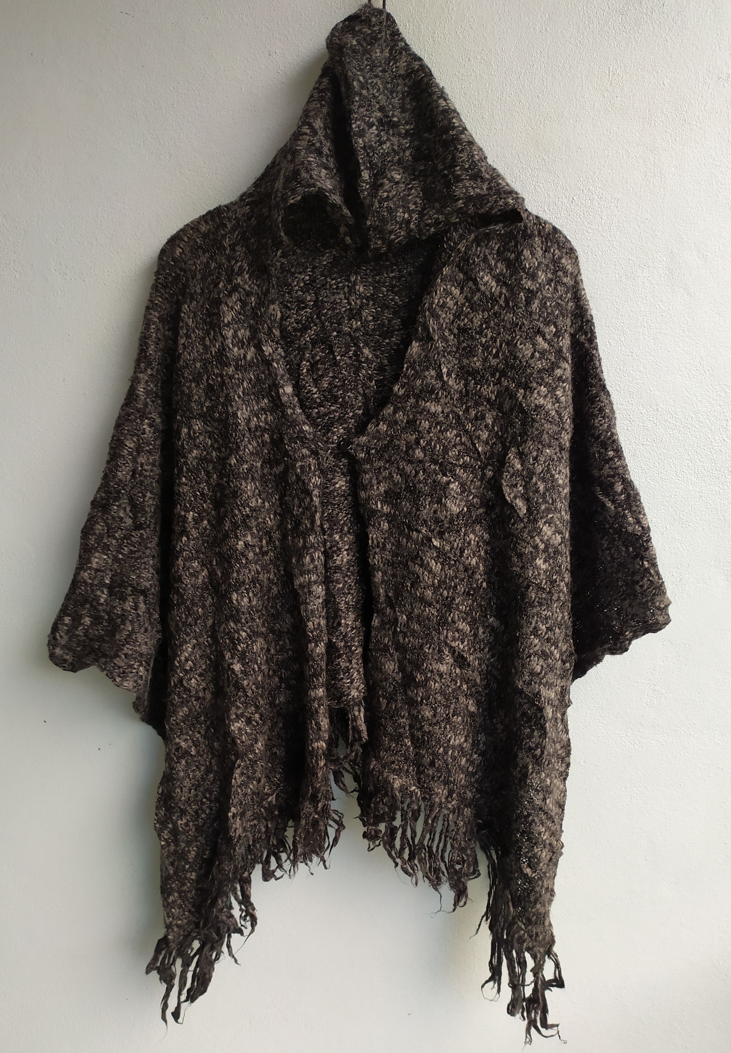 Aran Isles Knitwear × Beauty Beast × Japanese Brand Sorridere Knitted Hooded Poncho Capes Size US M / EU 48-50 / 2 - 1 Thumbnail