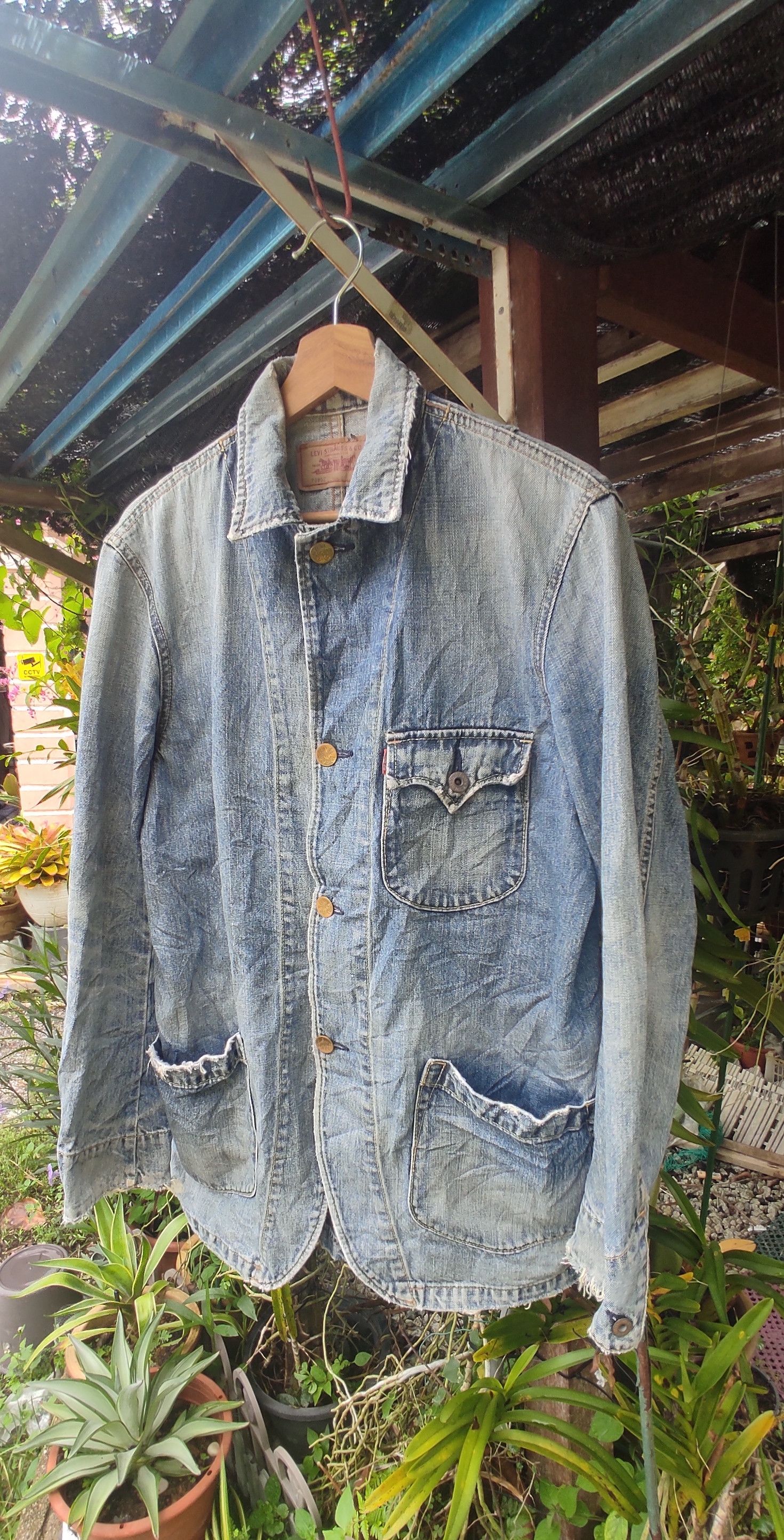 Levi's Vintage Clothing Distressed Vintage Levi's Chore Jacket Size US M / EU 48-50 / 2 - 2 Thumbnail