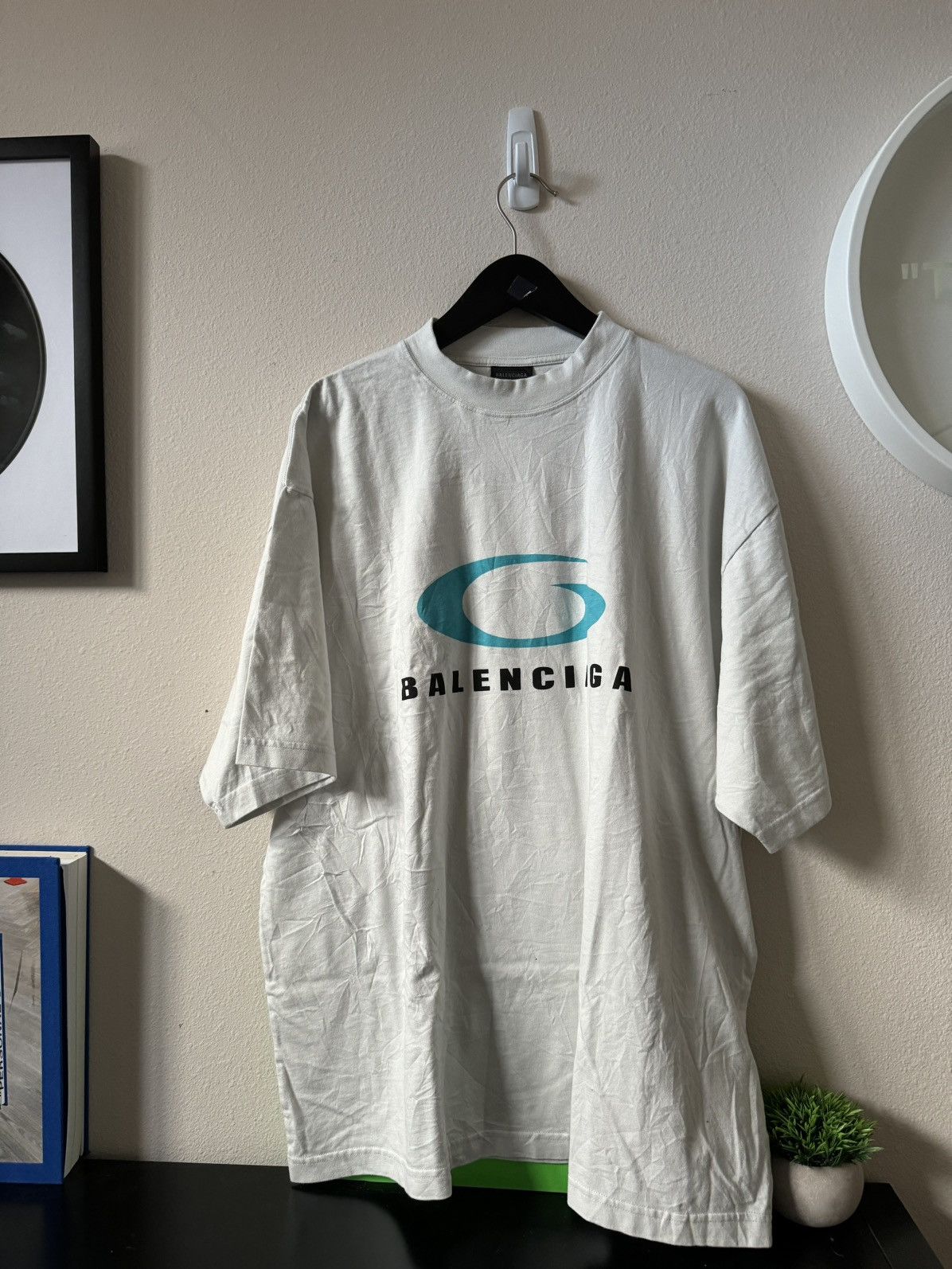 Balenciaga Balenciaga Loop Sports Icon Logo T-Shirt Size US XL / EU 56 / 4 - 1 Thumbnail