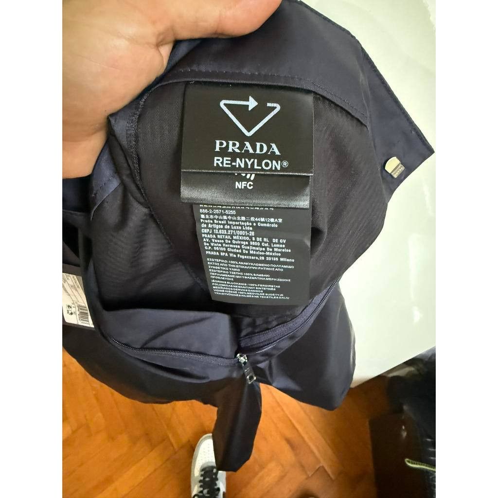 Prada Prada man blu bermuda with logo Size US 32 / EU 48 - 6 Thumbnail
