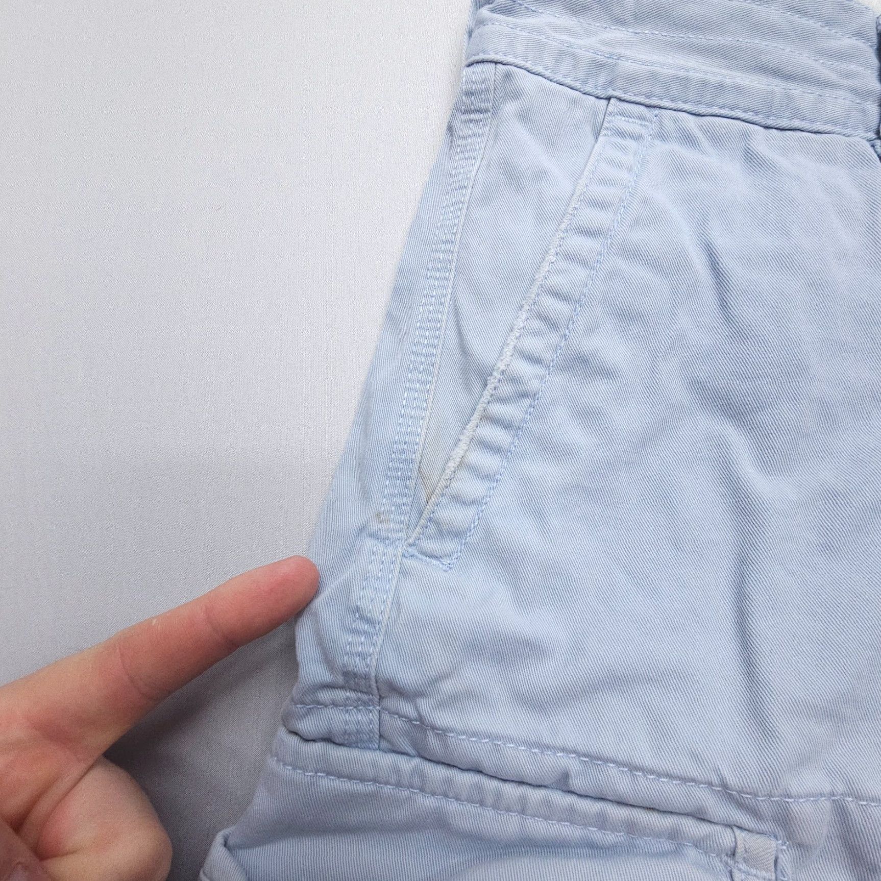 Polo Ralph Lauren Polo Ralph Lauren Cargo Shorts Mens 42 Light Blue 100% Cotton Cargo Pocket Regular Mid 42 in Inseam 10 in Blue Casual Workwear Shorts Mens Size US XL / EU 56 / 4 - 6 Thumbnail
