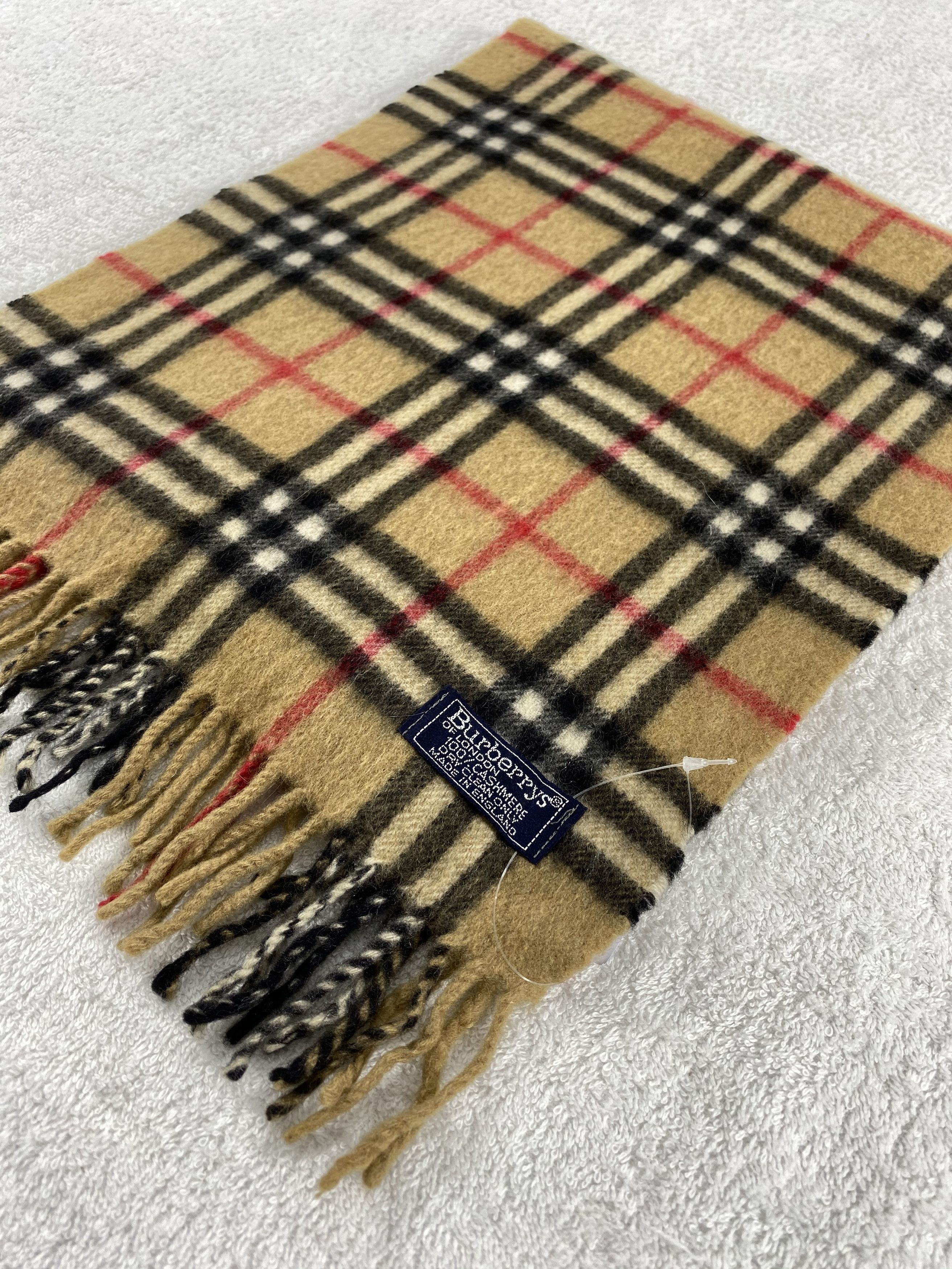 Burberry Vintage Burberry Scarf/Muffler/Neckwear MF738 Size ONE SIZE - 3 Thumbnail