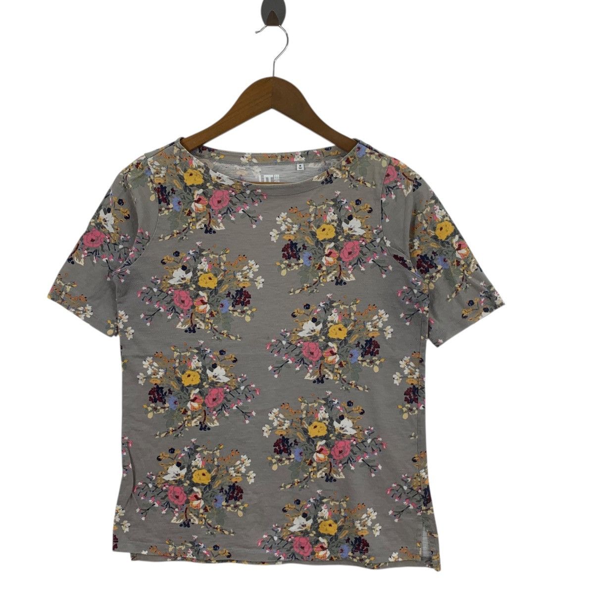 Uniqlo UNIQLO x EPICE DESIGN Floral Bouquet Over Print Tee Shirt Size M / US 6-8 / IT 42-44 - 3 Thumbnail