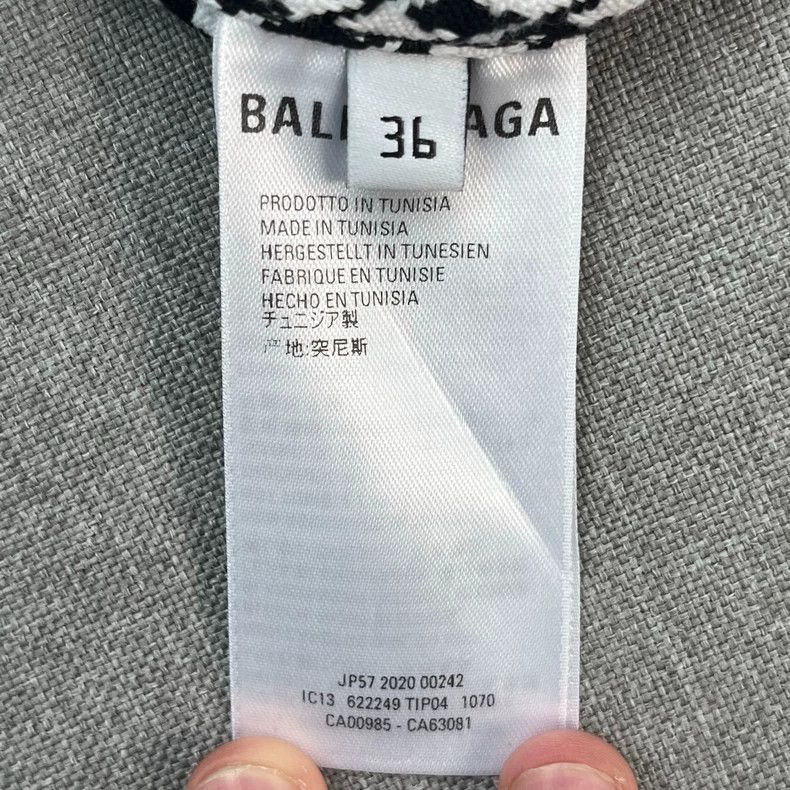 Balenciaga Balenciaga size 36 SS20 Embroidered logo Houndstooth Short Size US M / EU 48-50 / 2 - 4 Thumbnail