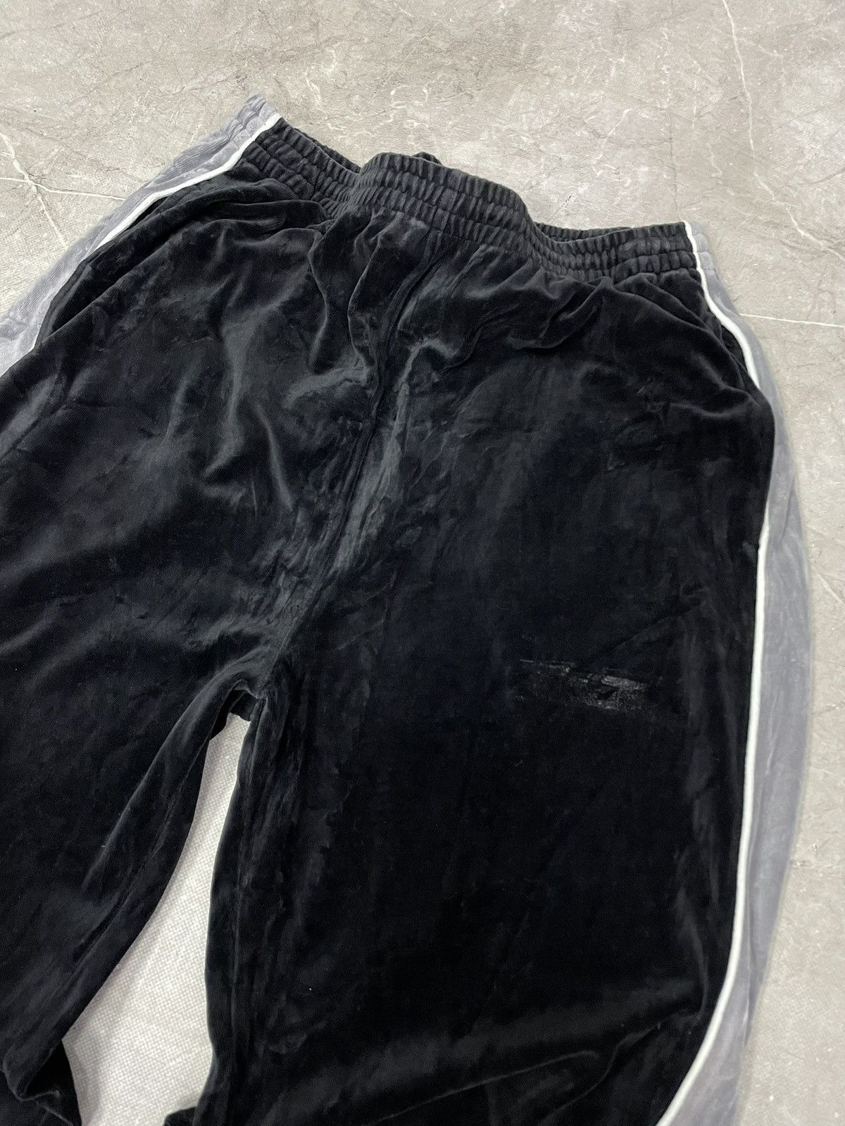 Pelle Pelle Pelle Pelle vintage rap track pants velour y2k Size US 34 / EU 50 - 4 Thumbnail
