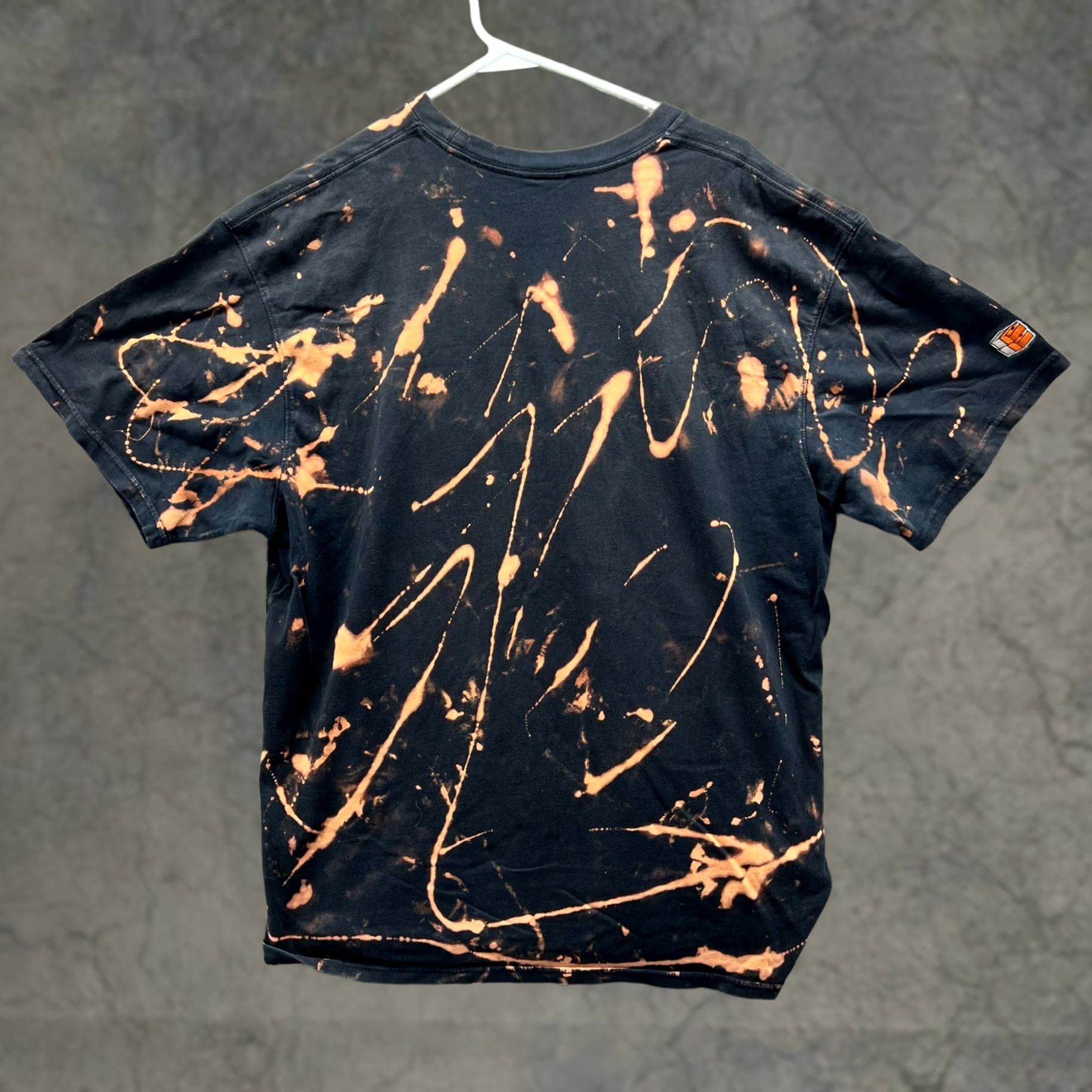 Nike VINTAGE Nike Shirt Mens Adult XL Black Orange Move The Crowd Y2K Vtg Geometric Short Sleeve Crew Neck Logo Nike Air Dri-Fit Size US XL / EU 56 / 4 - 1 Thumbnail