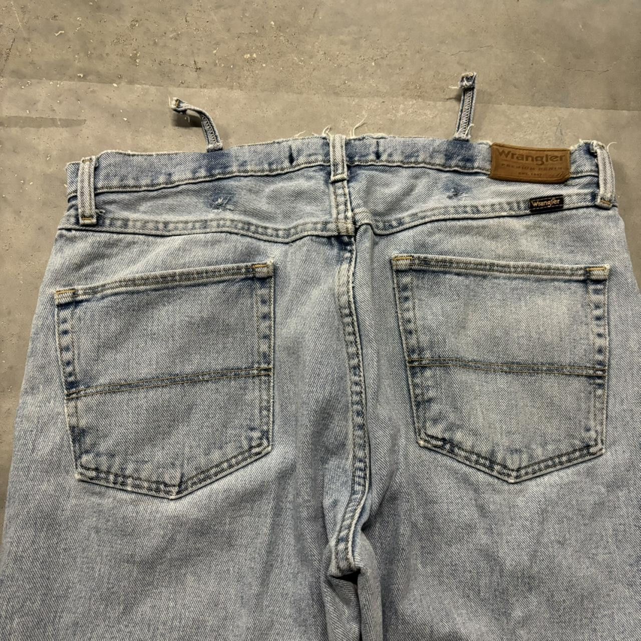 Japanese Brand × Vintage Crazy Vintage Y2K/2000s Grunge Light Wash Distressed Essential Denim Jeans! Size US 36 / EU 52 - 7 Thumbnail
