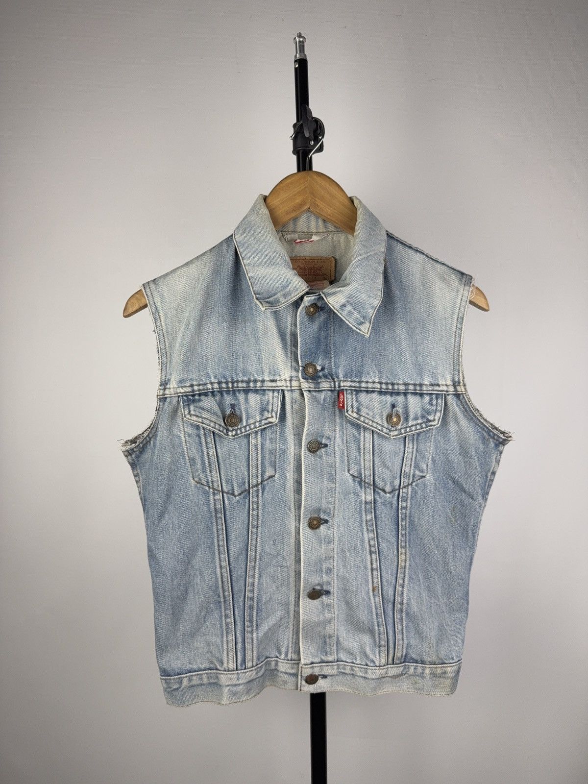 Levi's Vintage Clothing Vintage 80s Archive Retro Levi’s Denim Vest Made in France Size M / US 6-8 / IT 42-44 - 1 Thumbnail