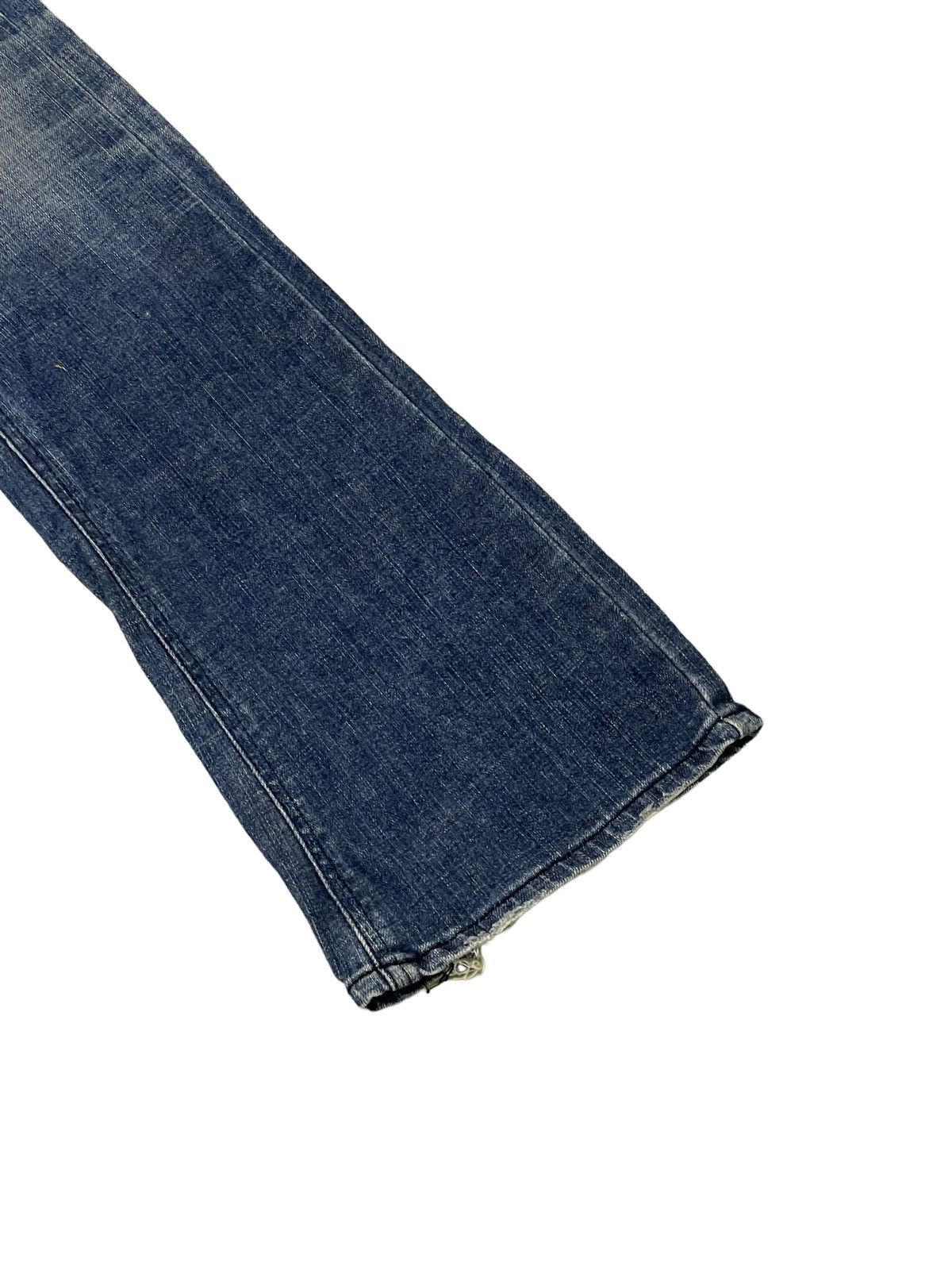 Japanese Brand Flare Jeans Lee Japan Distress Low Rise Stretch 7🟦3 Size US 31 - 4 Thumbnail