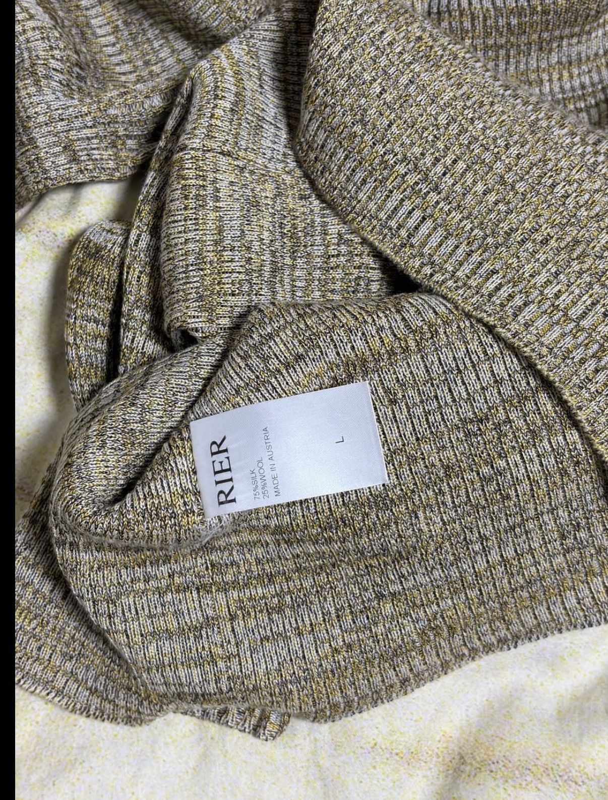 RIER [L] Rier wool silk short sleeve Size US M / EU 48-50 / 2 - 5 Thumbnail