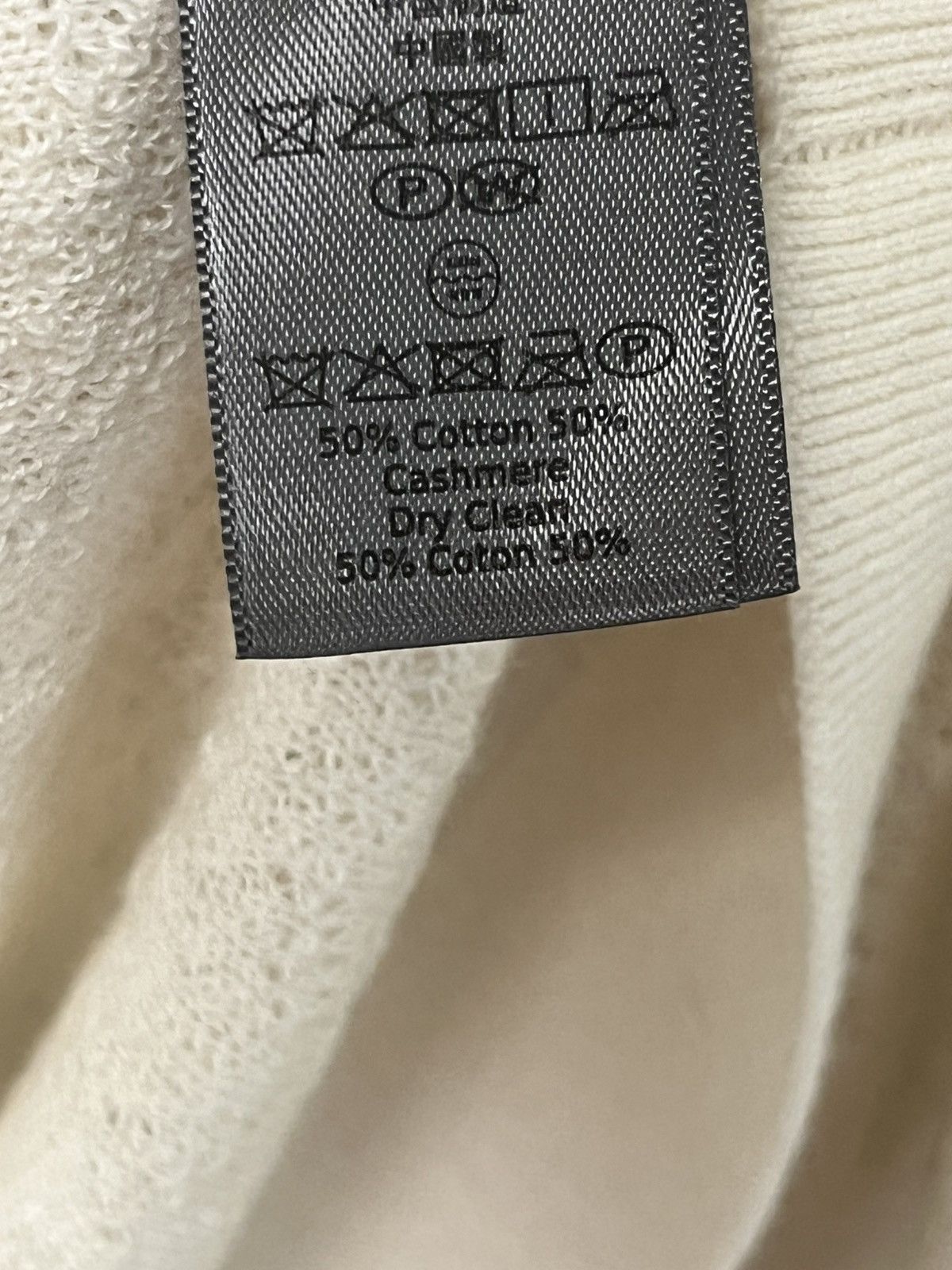 John Varvatos Cashmere Sweater. Size medium Size US M / EU 48-50 / 2 - 7 Thumbnail