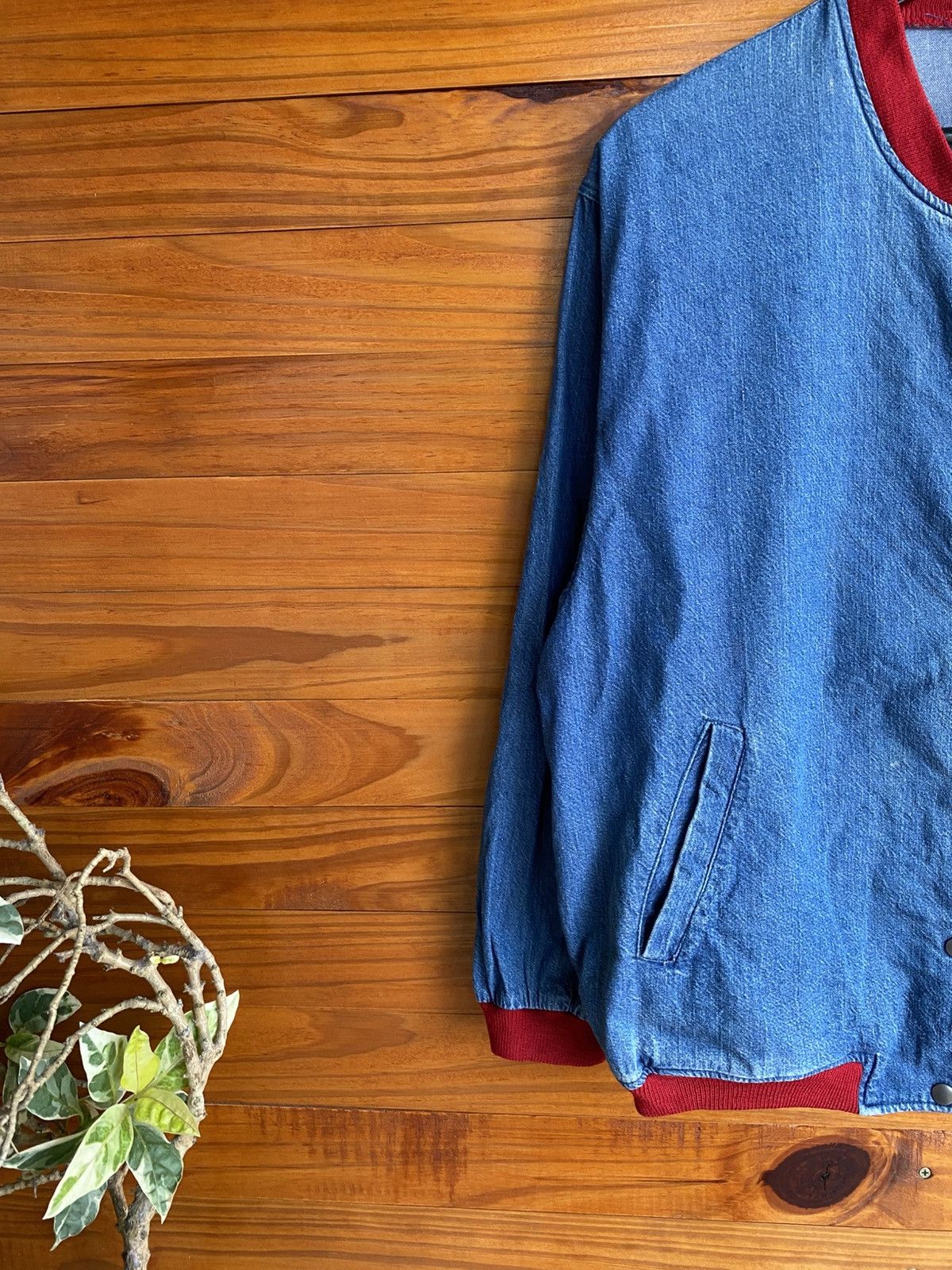 Japanese Brand Vintage Roxy Riders Co Denim Varsity Jacket Blue Red Collar Size US M / EU 48-50 / 2 - 7 Thumbnail