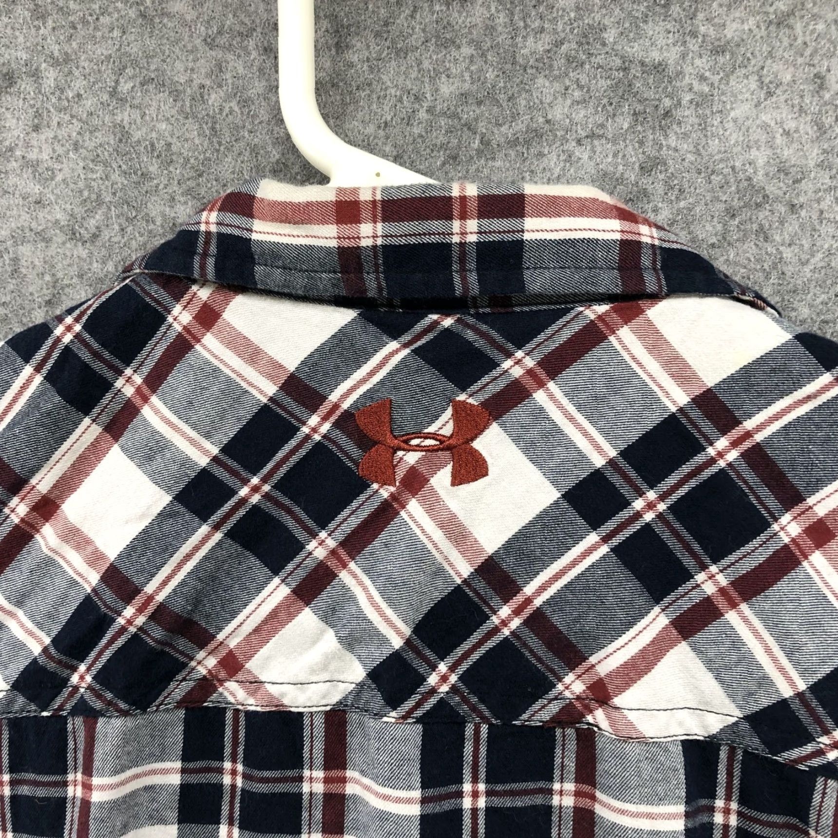 Under Armour Under Armour Shirt Mens M Short Sleeve Button-Down Plaid Cotton Tactical Fishing Embroidered Button-Up Size US M / EU 48-50 / 2 - 7 Thumbnail