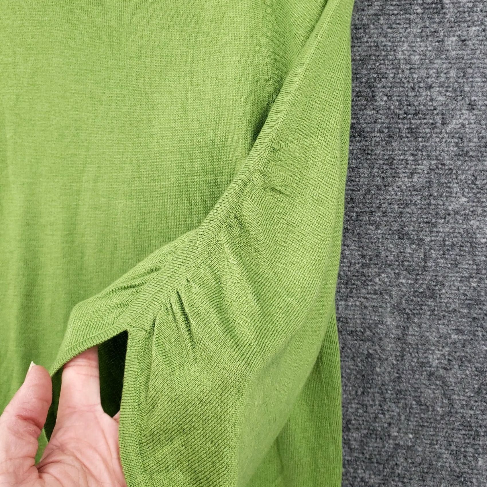 Worthington Worthington Blouse Womens L Green V-Neck Bell Sleeve 3/4 Knitted NWT Size L / US 10 / IT 46 - 6 Thumbnail