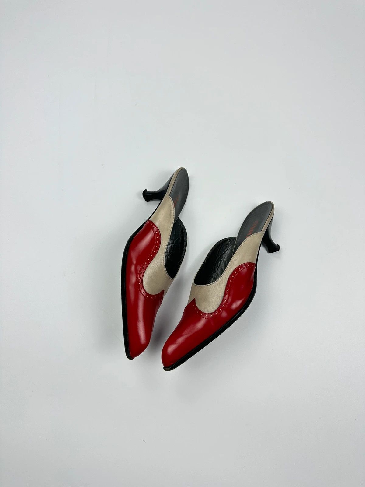 Miu Miu Miu Miu 90’s Red Leather Mules Pumps Kitten Heels Size US 6 / IT 36 - 4 Thumbnail