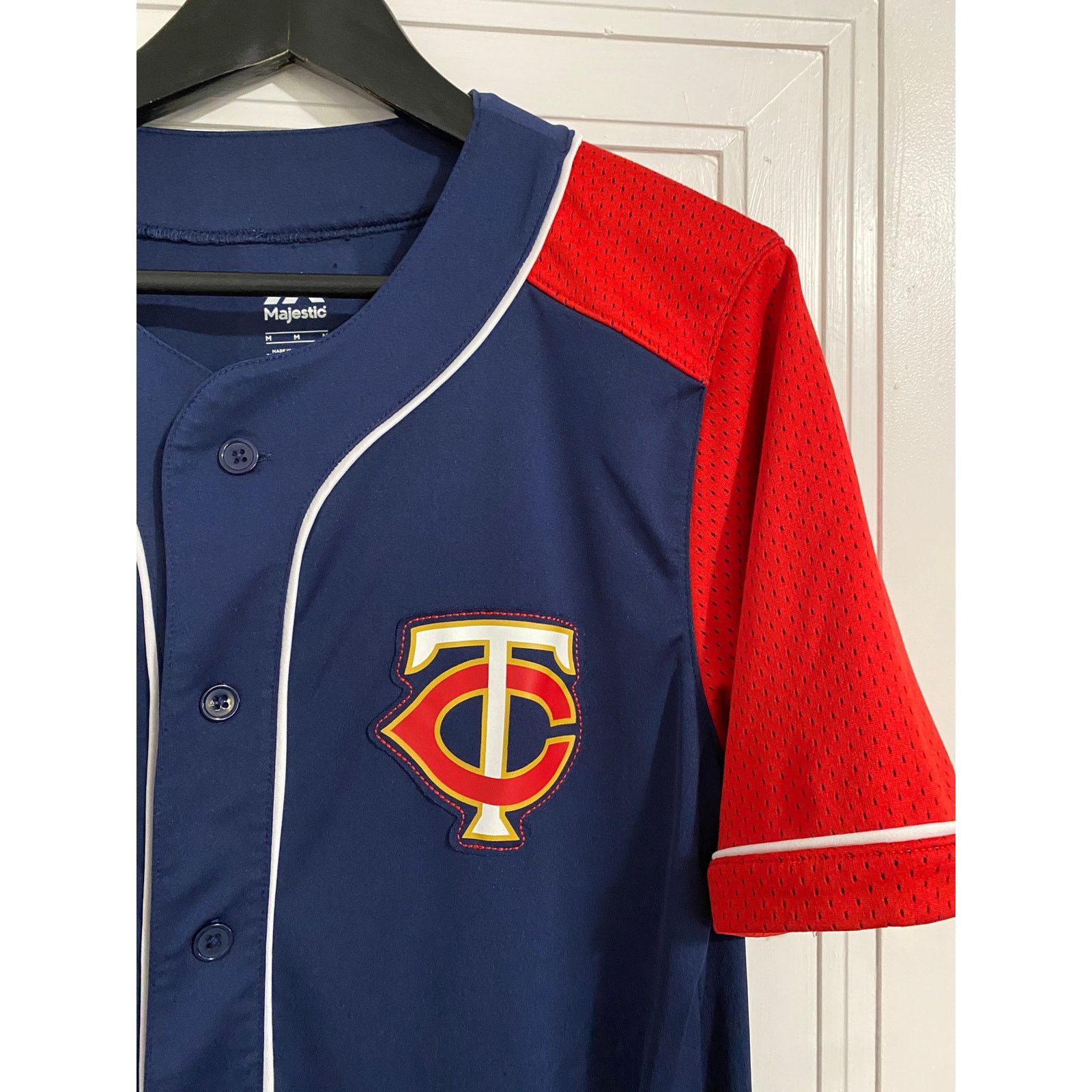 Majestic Minnesota Twins Blue Baseball Jersey Men's Size Medium Size US M / EU 48-50 / 2 - 2 Thumbnail