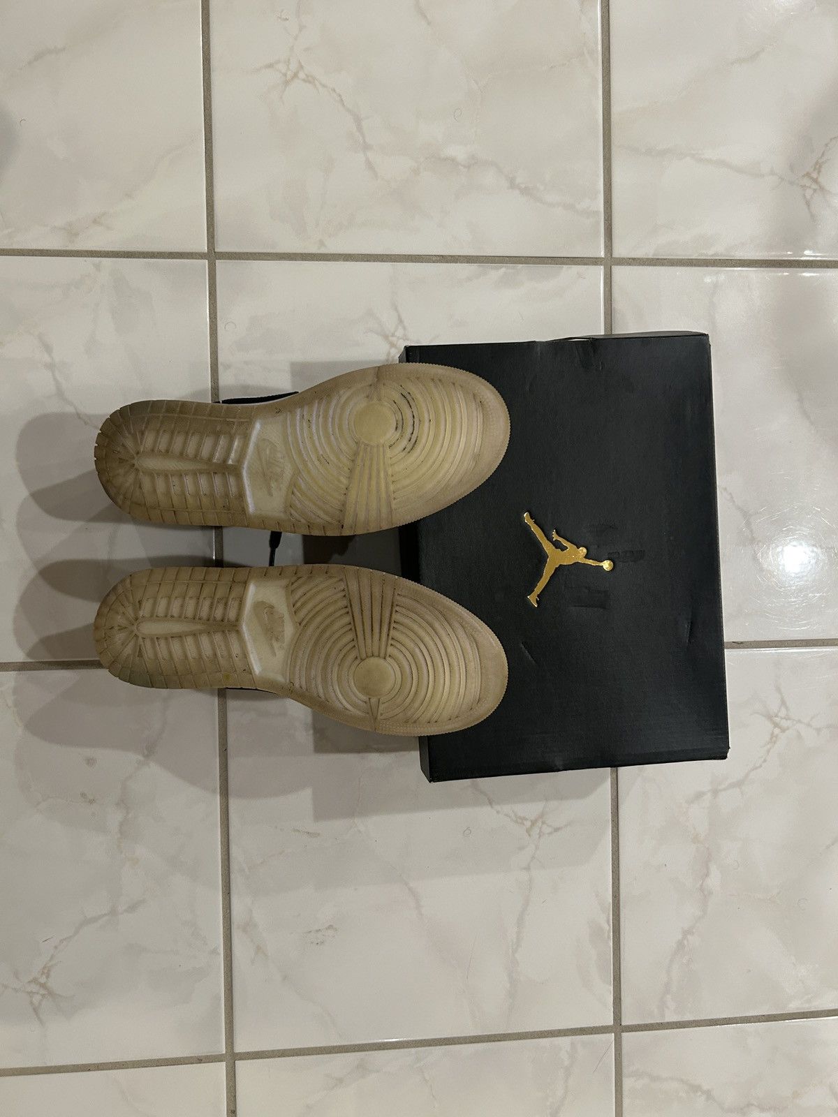 Jordan Brand Jordan 1 Diamond Shorts Mid SE Size US 9 / EU 42 - 8 Thumbnail