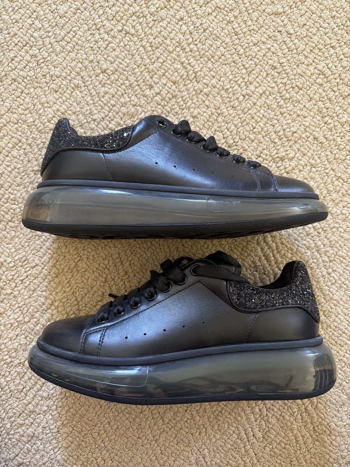 Alexander McQueen Alexander mcqueen sneakers women size 41 Size US 11 / IT 41 - 1 Thumbnail